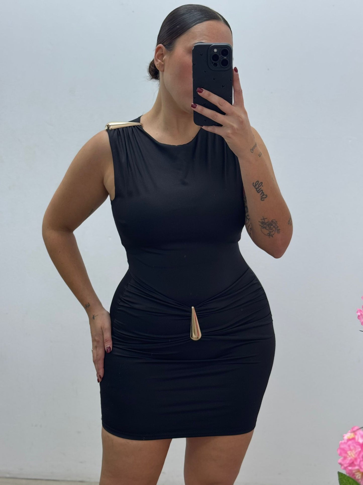 Vestido Negro Aplique Licra