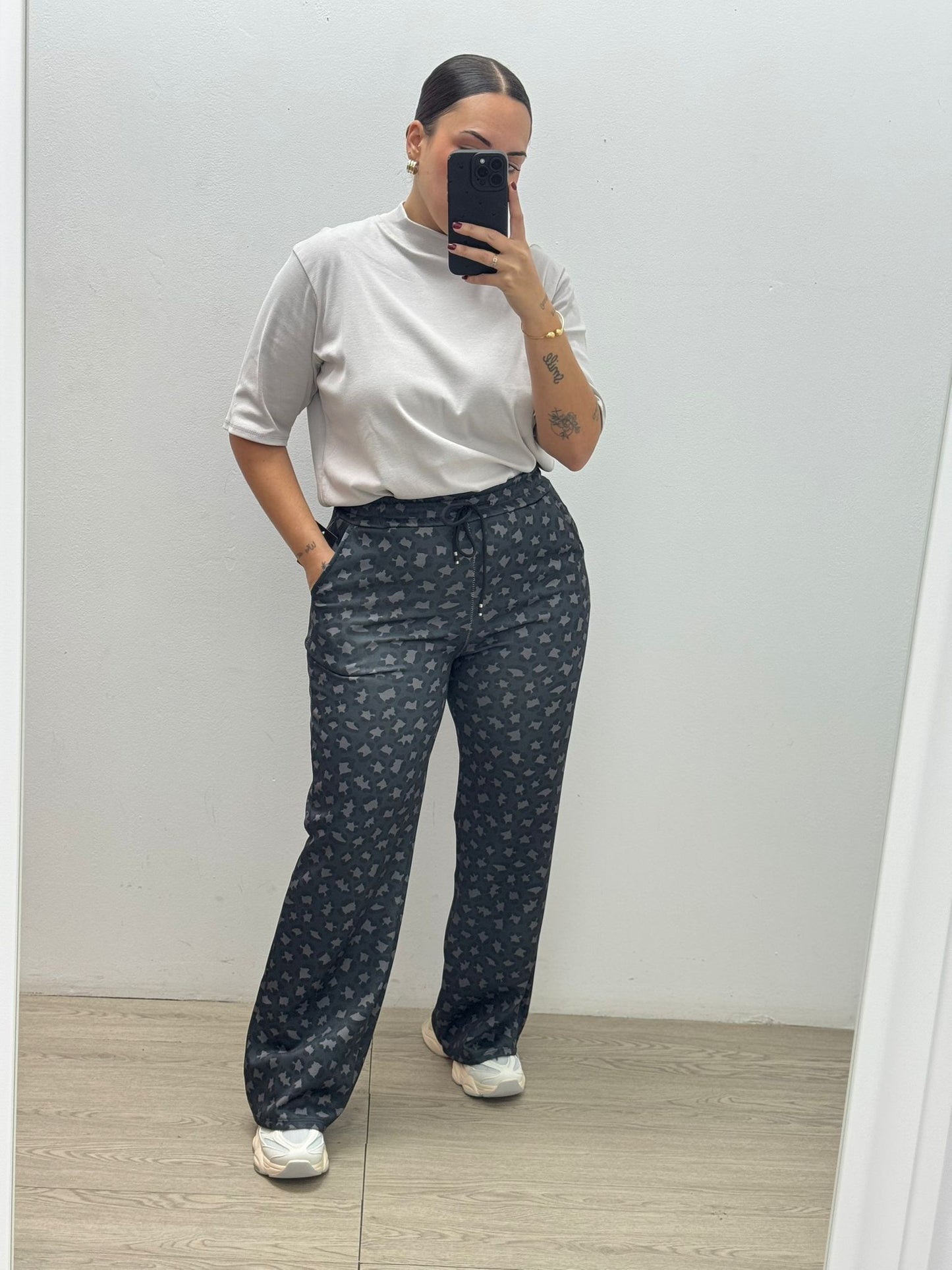 Pantalón Leopardo Gris