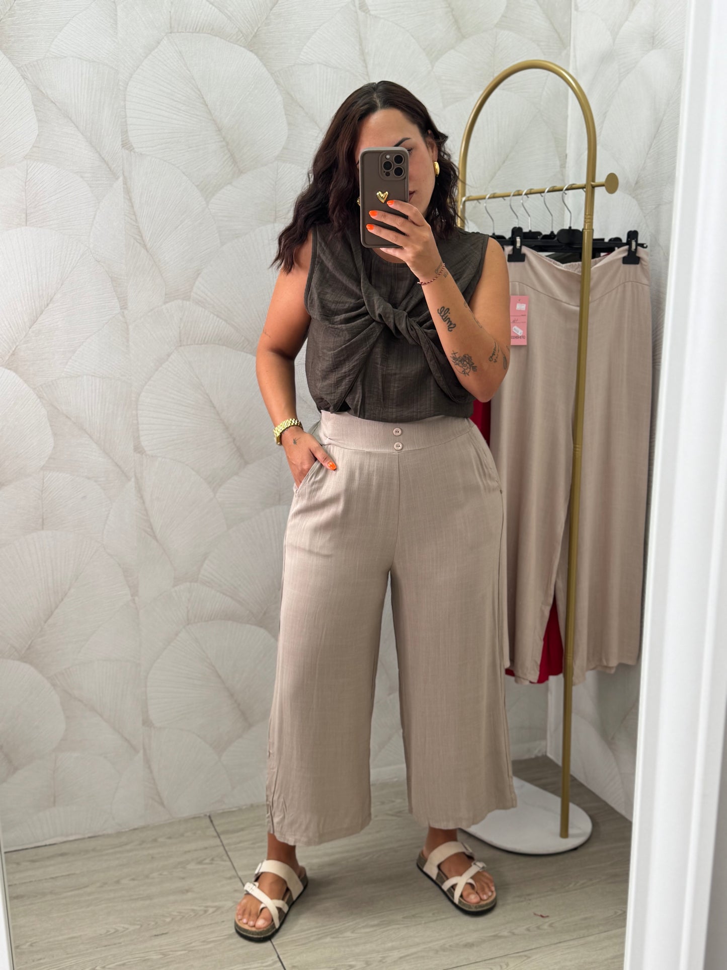 PANTALÓN BOTONES