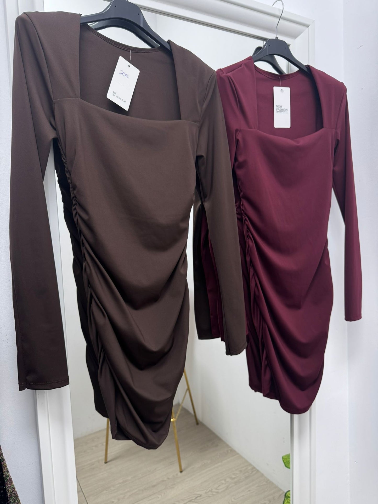 Vestido Escote Cuadrado