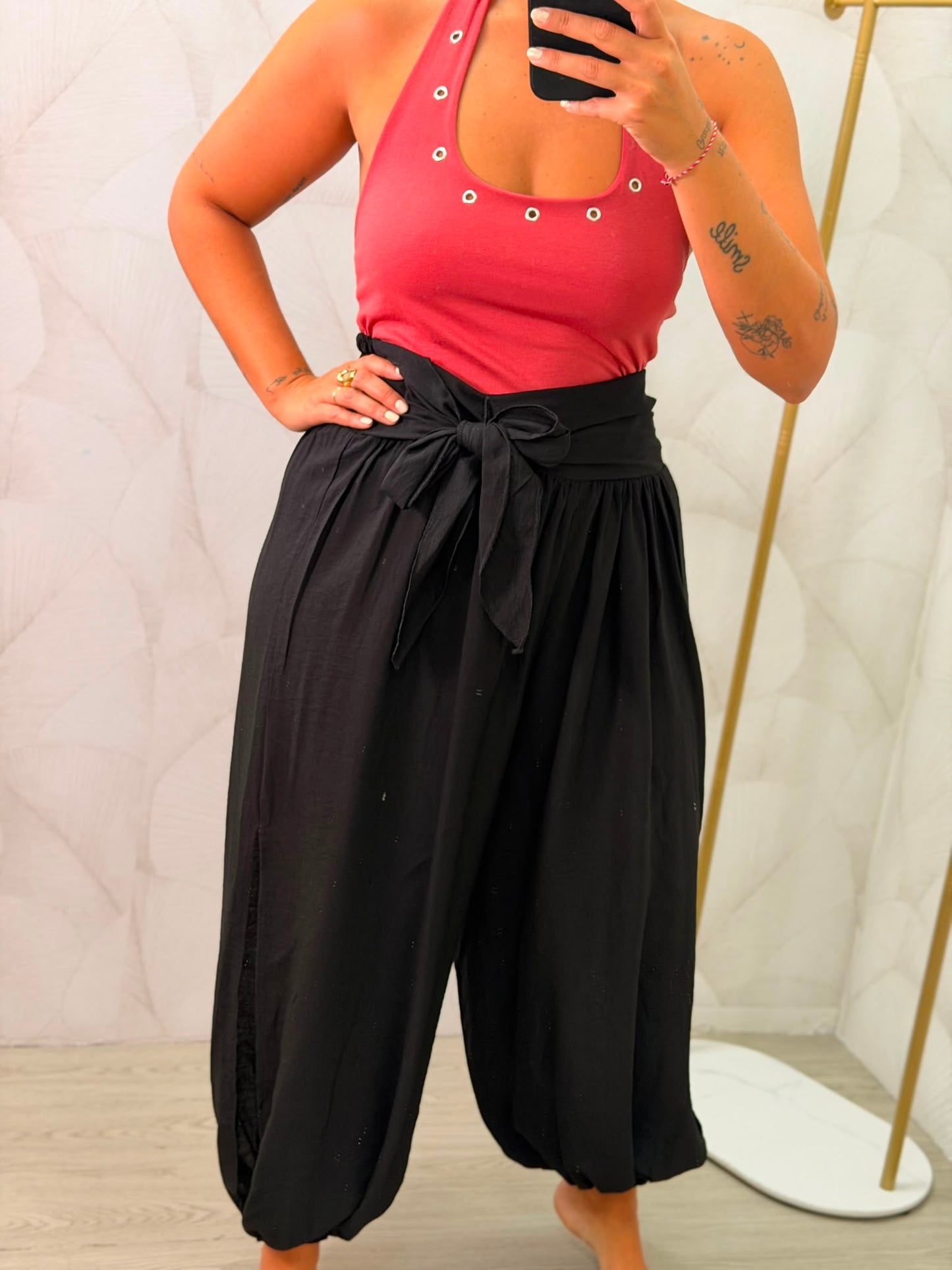 PANTALÓN NEGRO APERTURA