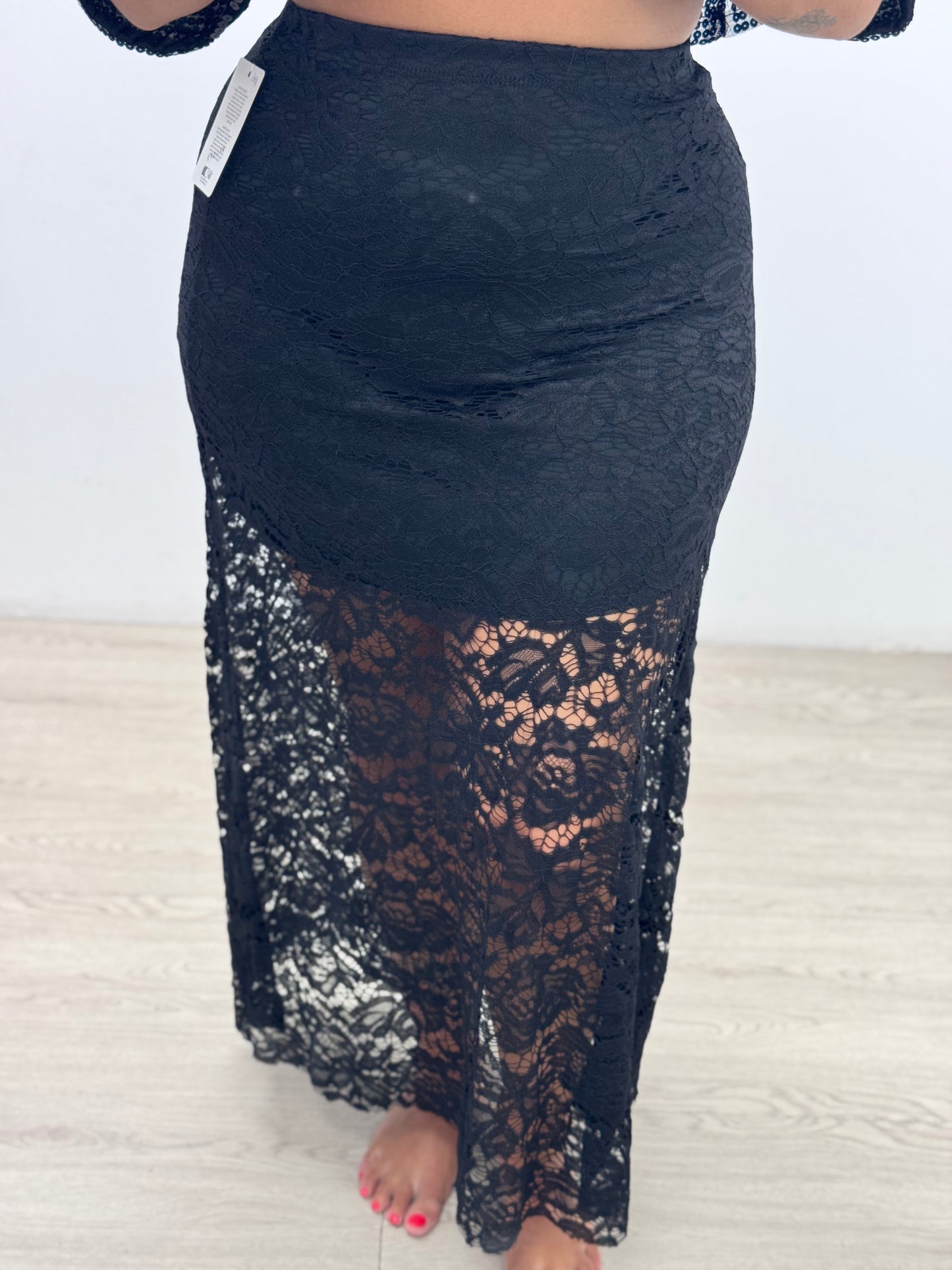 Falda encaje