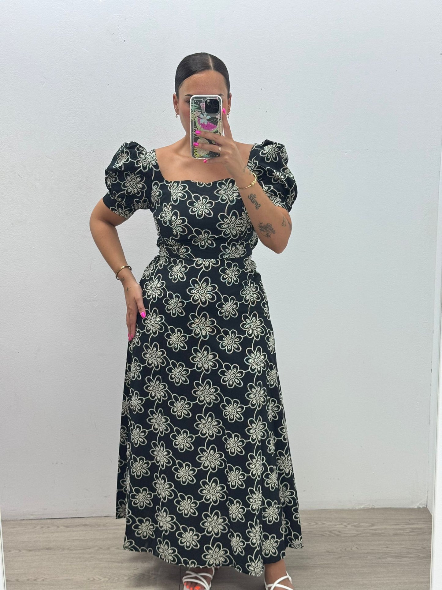 Vestido flor negro