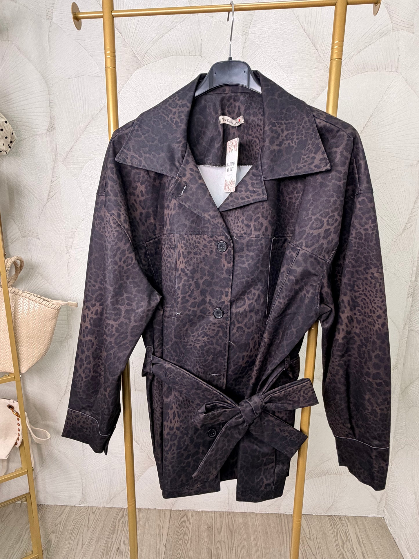 CHAQUETA ESTAMPADA