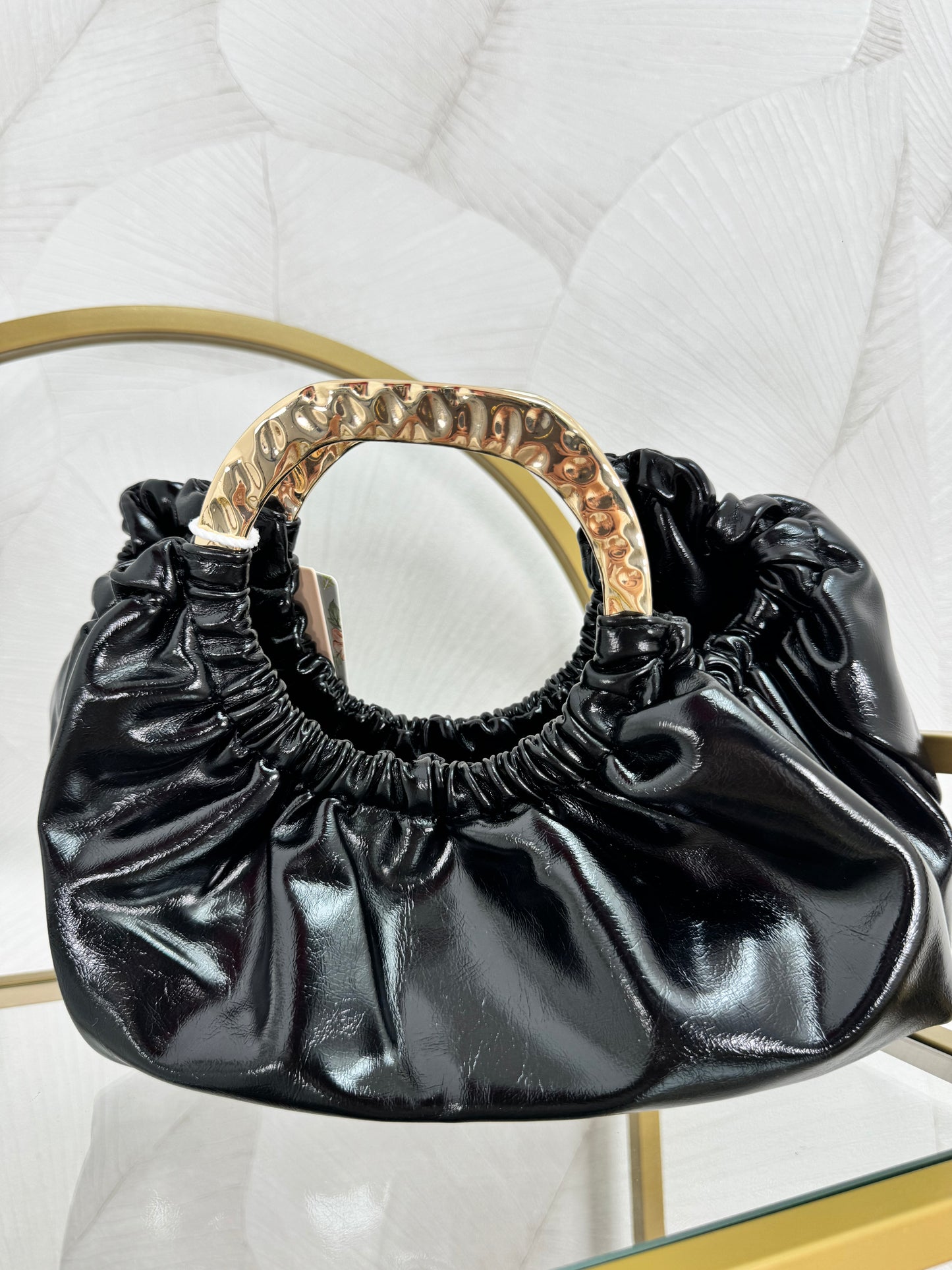 BOLSO FRUNCE ASA RÍGIDA