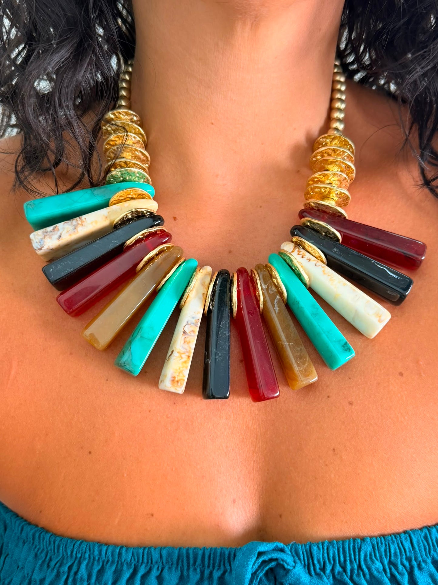 COLLAR