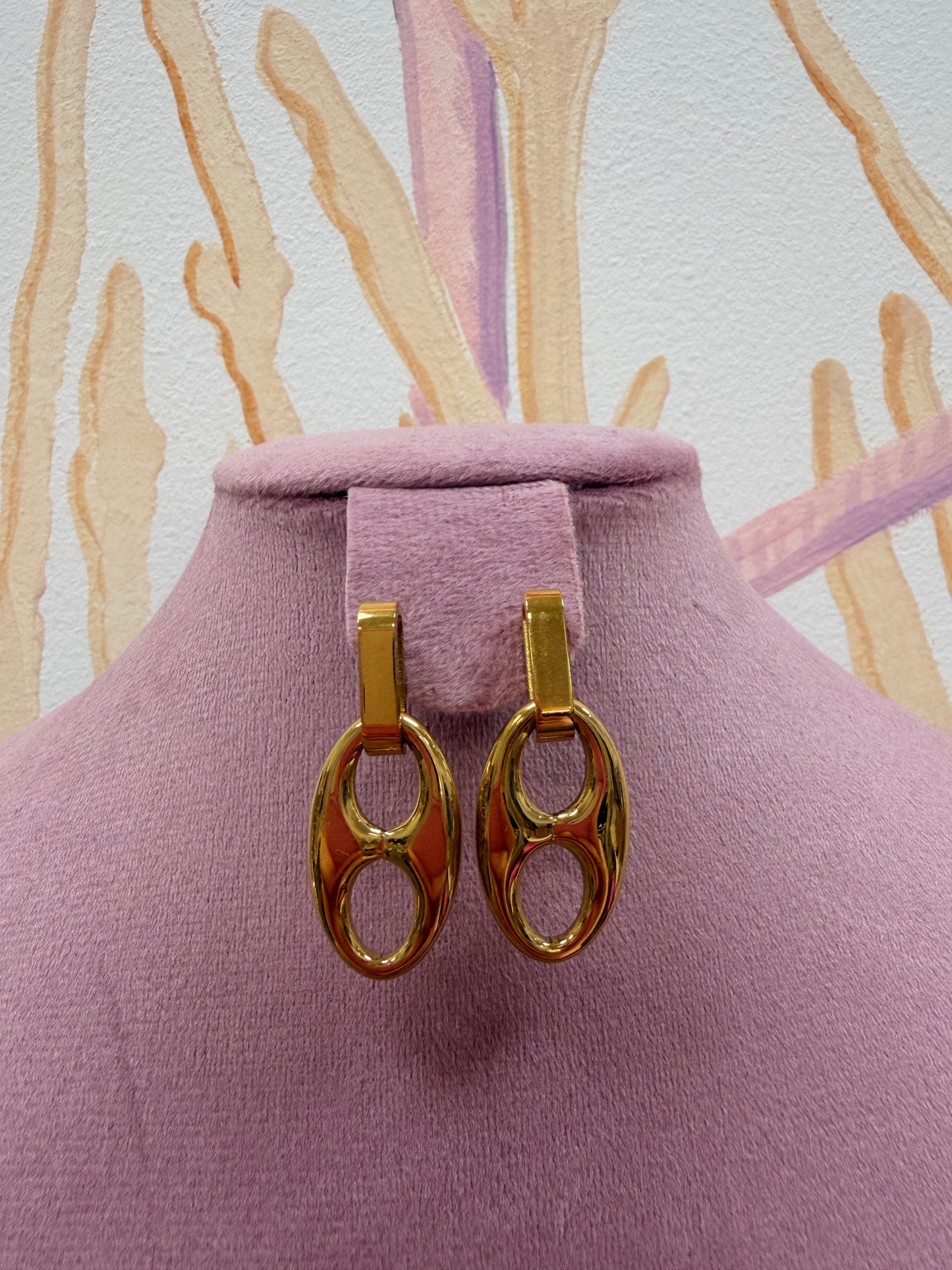 PENDIENTES DORADOS