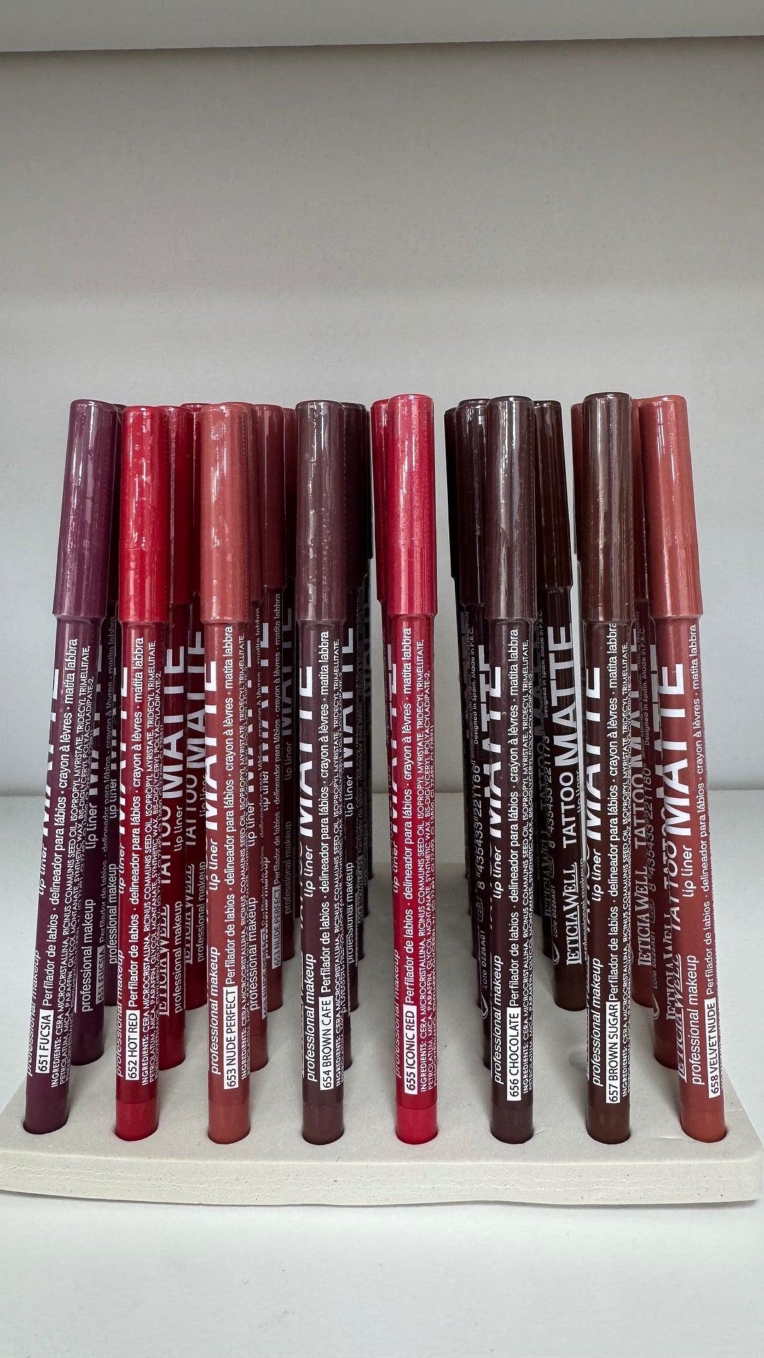 PERFILADOR LABIAL MATE