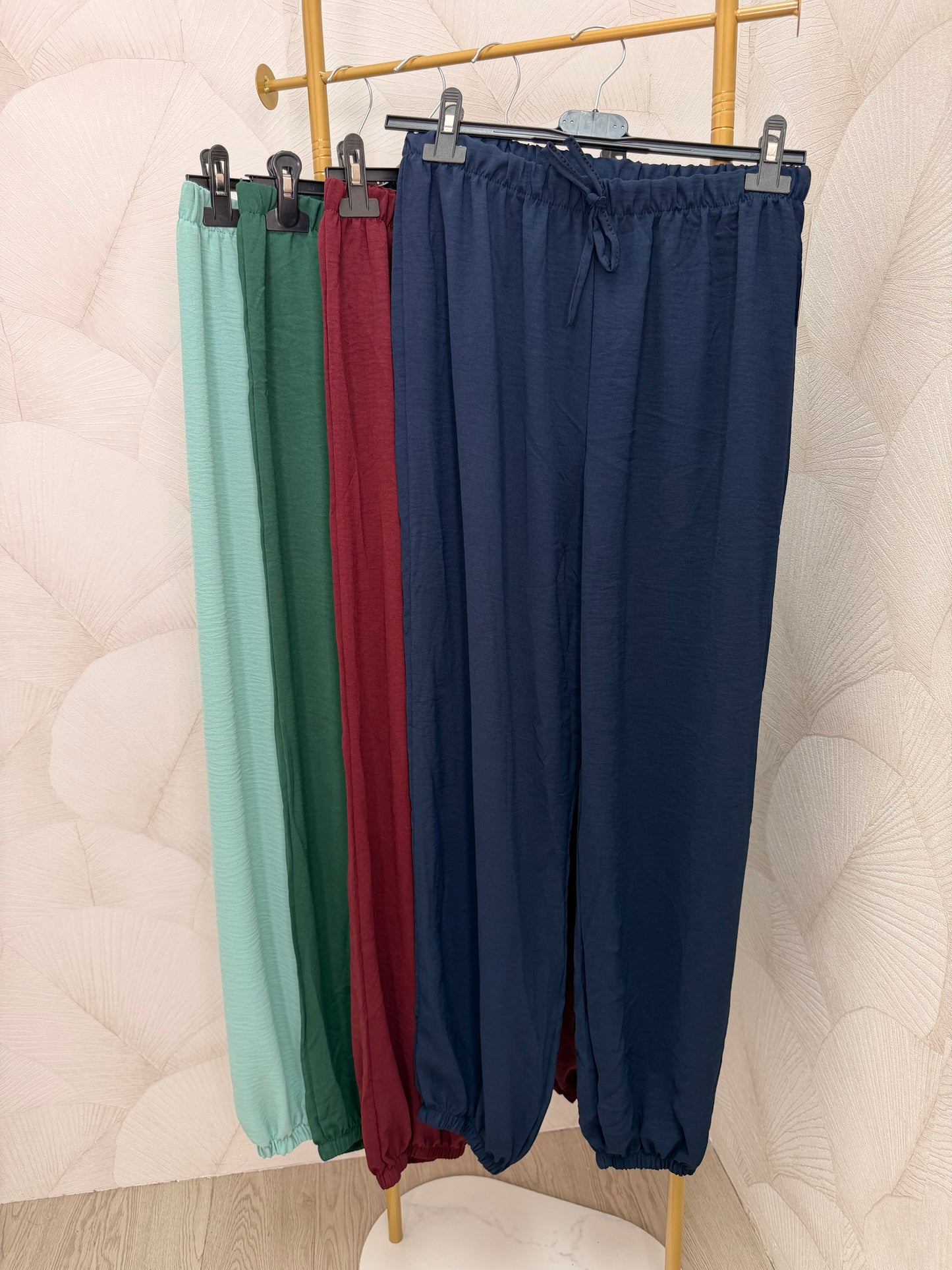 PANTALÓN BOMBACHO LISO