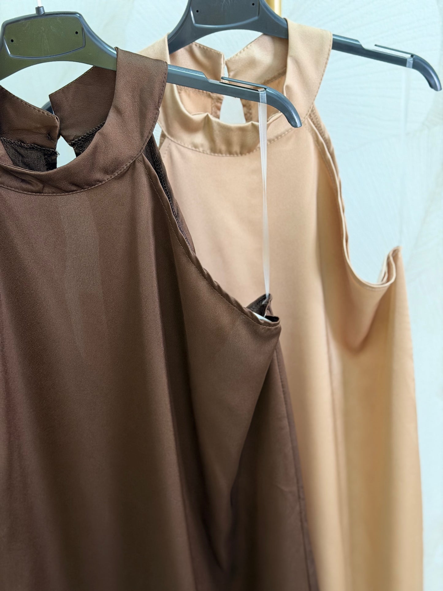VESTIDO LENCERO PICO