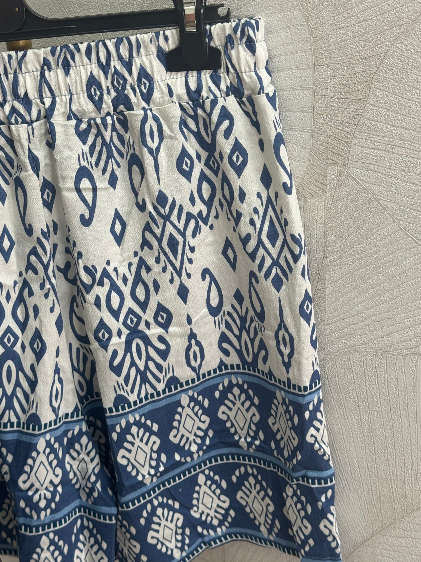 PANTALÓN CORTO ESTAMPADO
