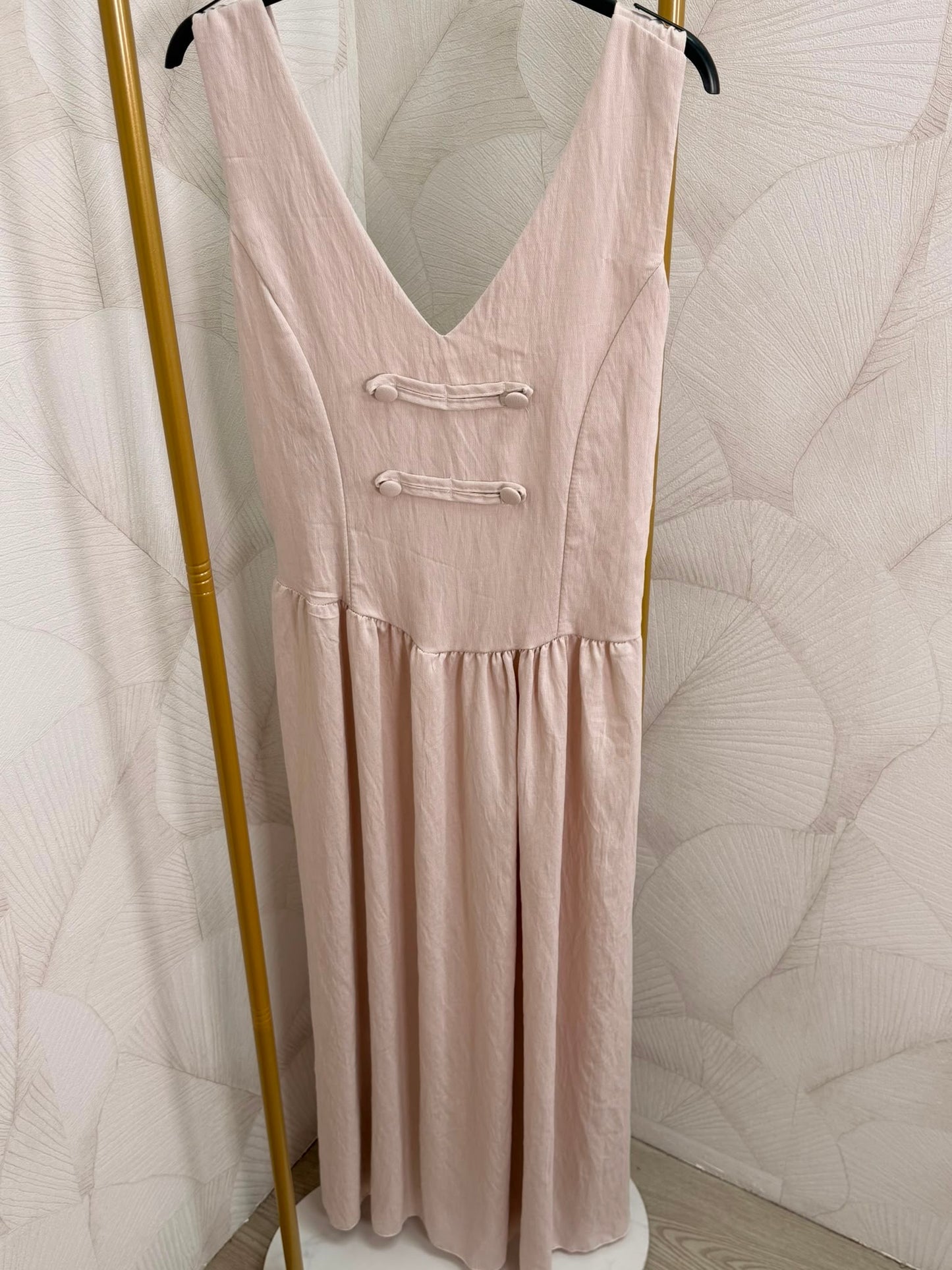 VESTIDO DETALLE BOTONES