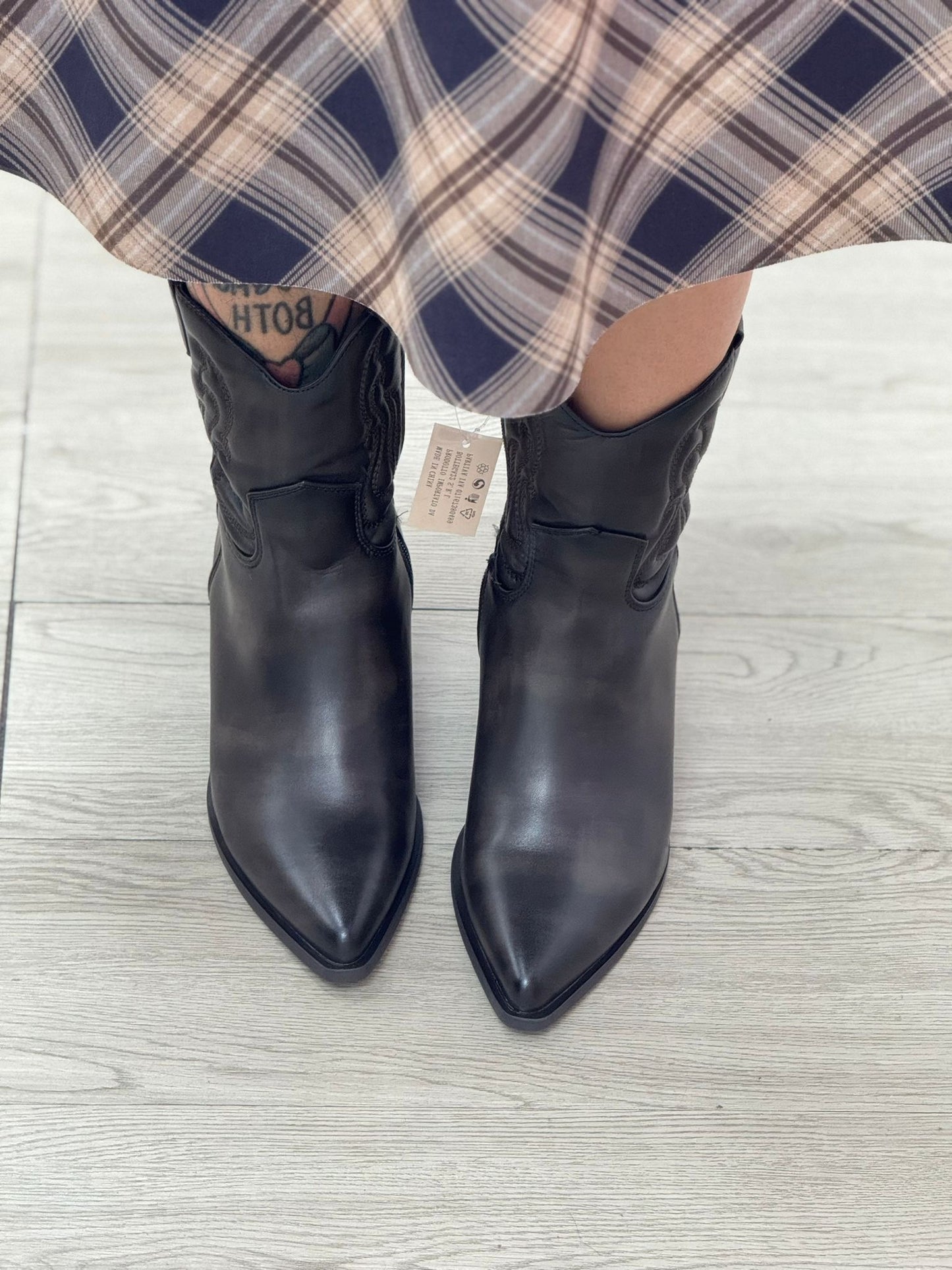 Bota cowboy media caña marrón