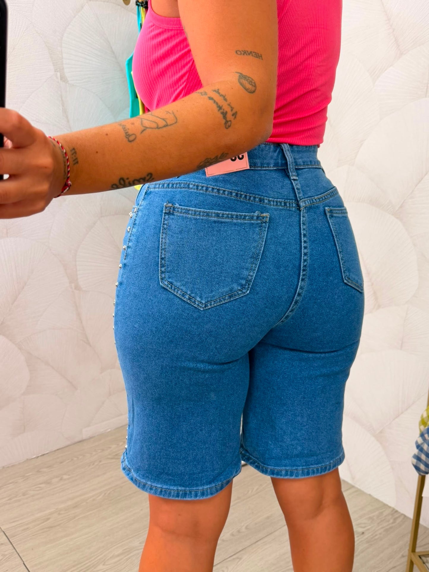 PANTALÓN TACHUELAS ESTRELLAS