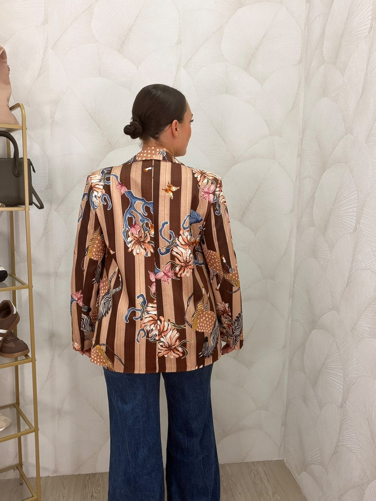 CHAQUETA BLAZER ESTAMPADA