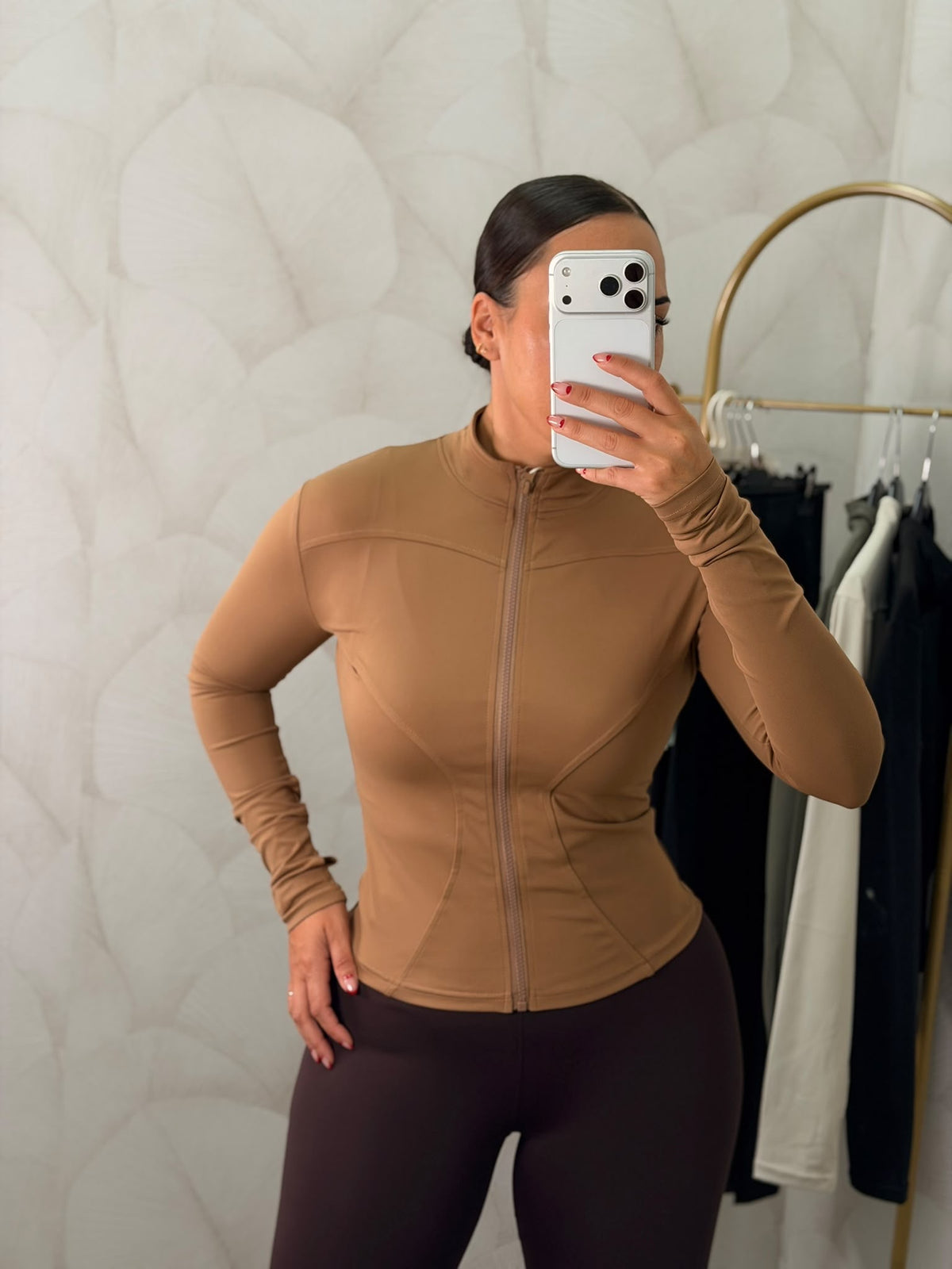 SUDADERA DEPORTIVA