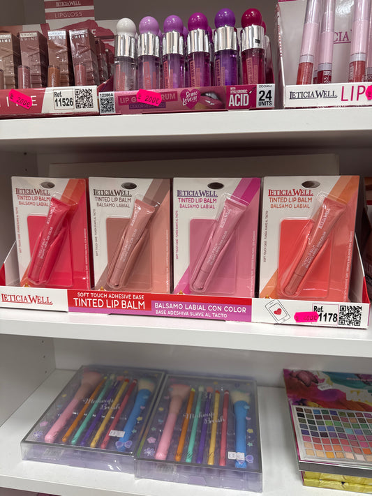 Bálsamo labial con color con base para móvil