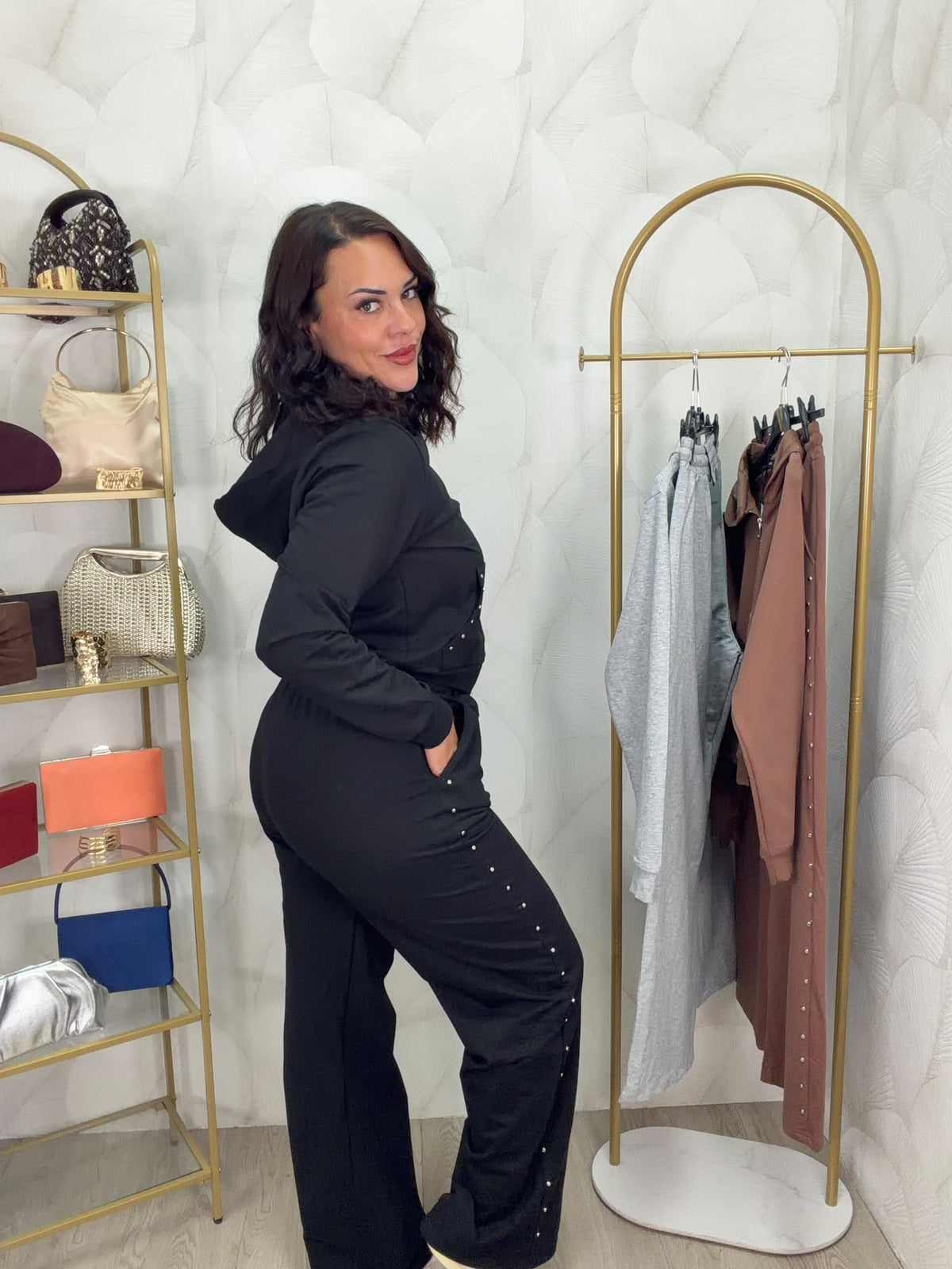 CHÁNDAL TACHUELAS SUDADERA Y PANTALÓN