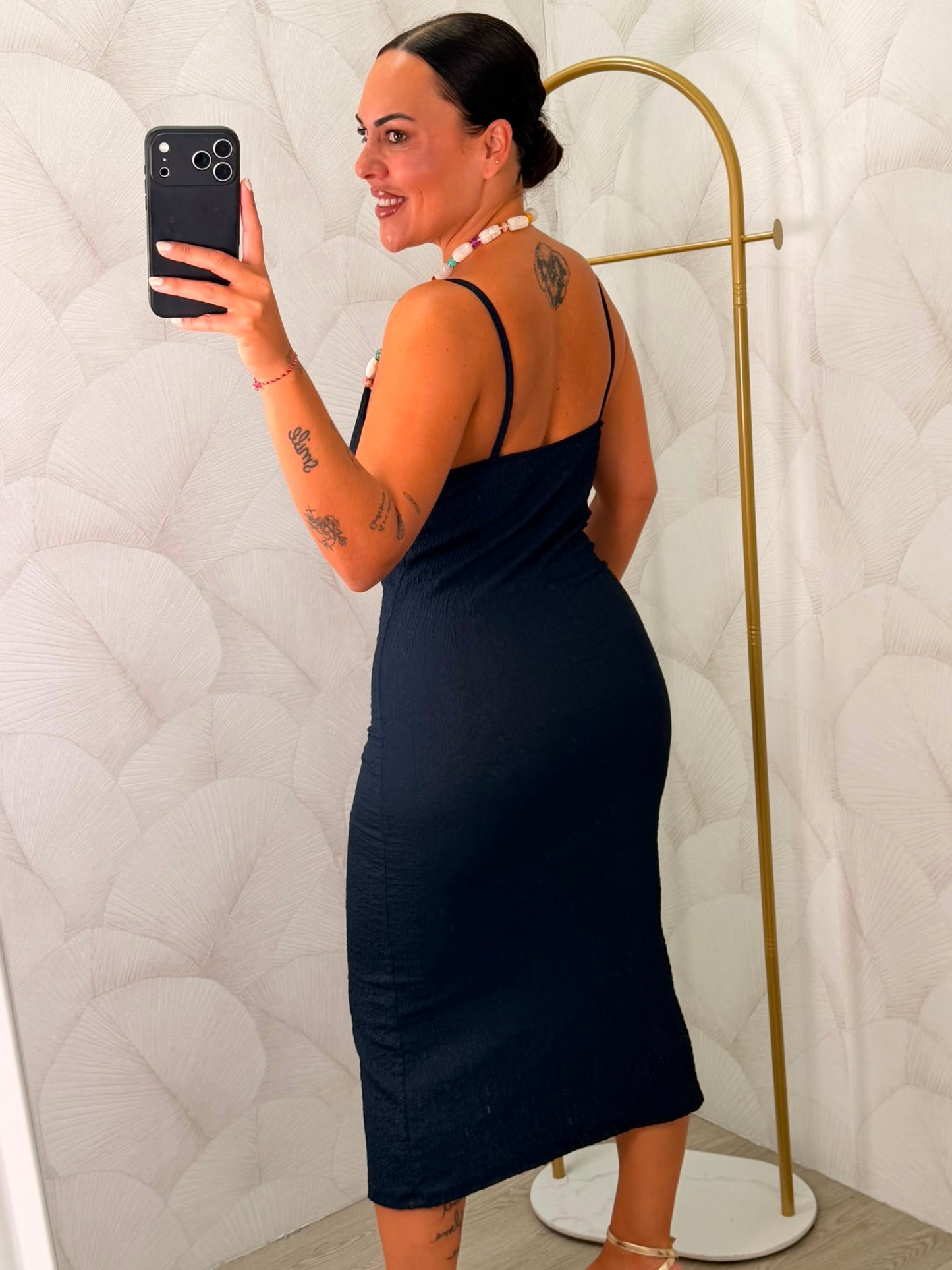 VESTIDO NEGRO TIRANTAS