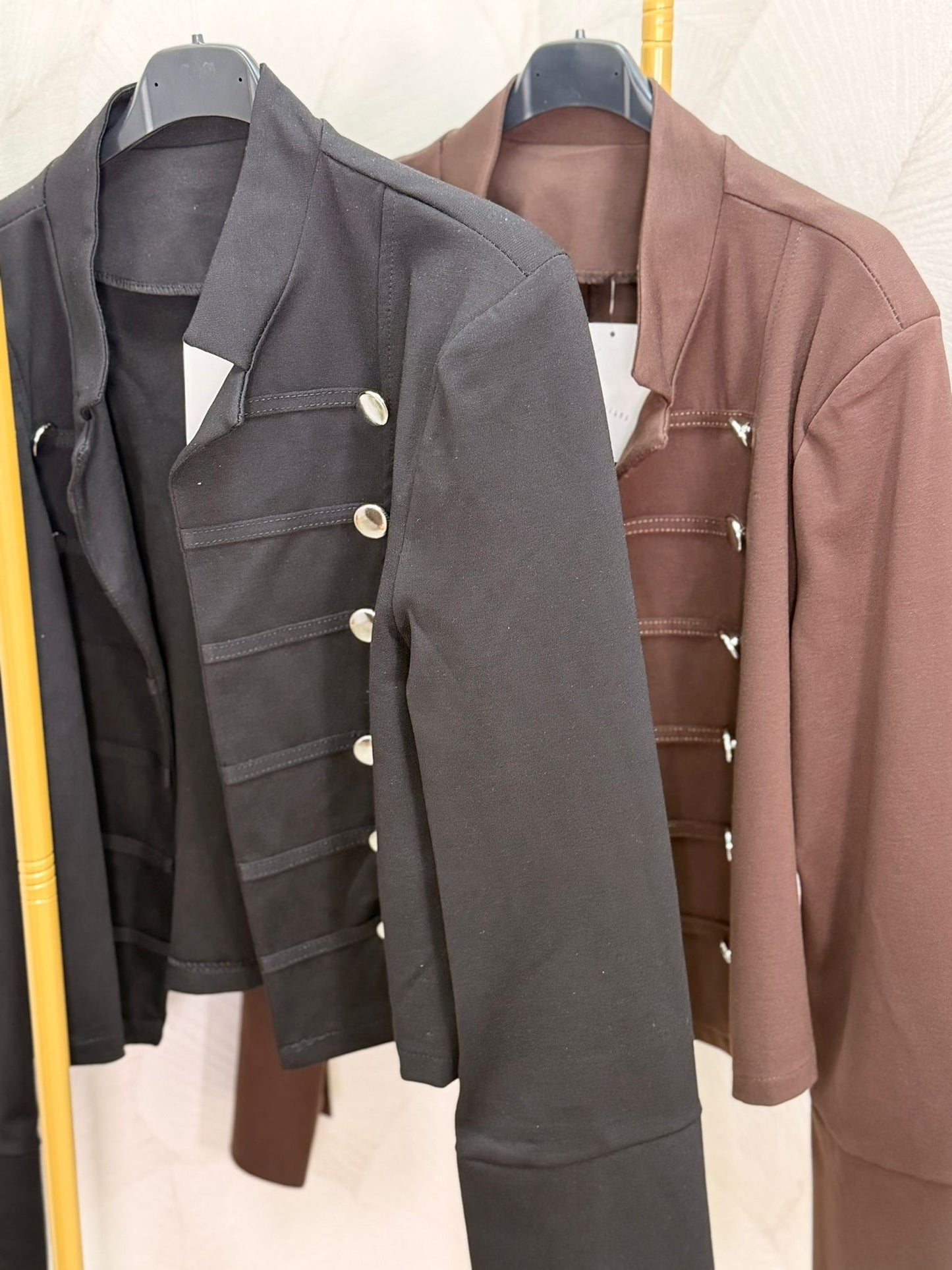 CHAQUETA BOTONES