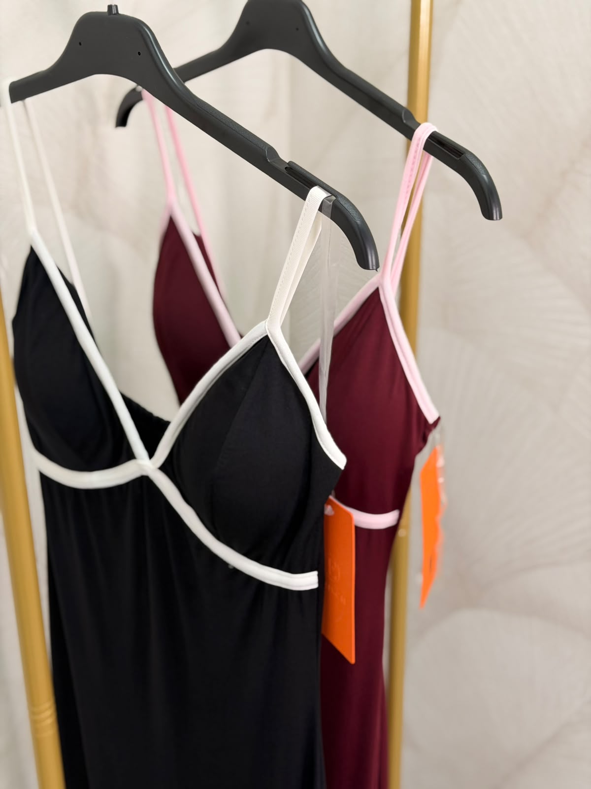 VESTIDO TIRANTAS
