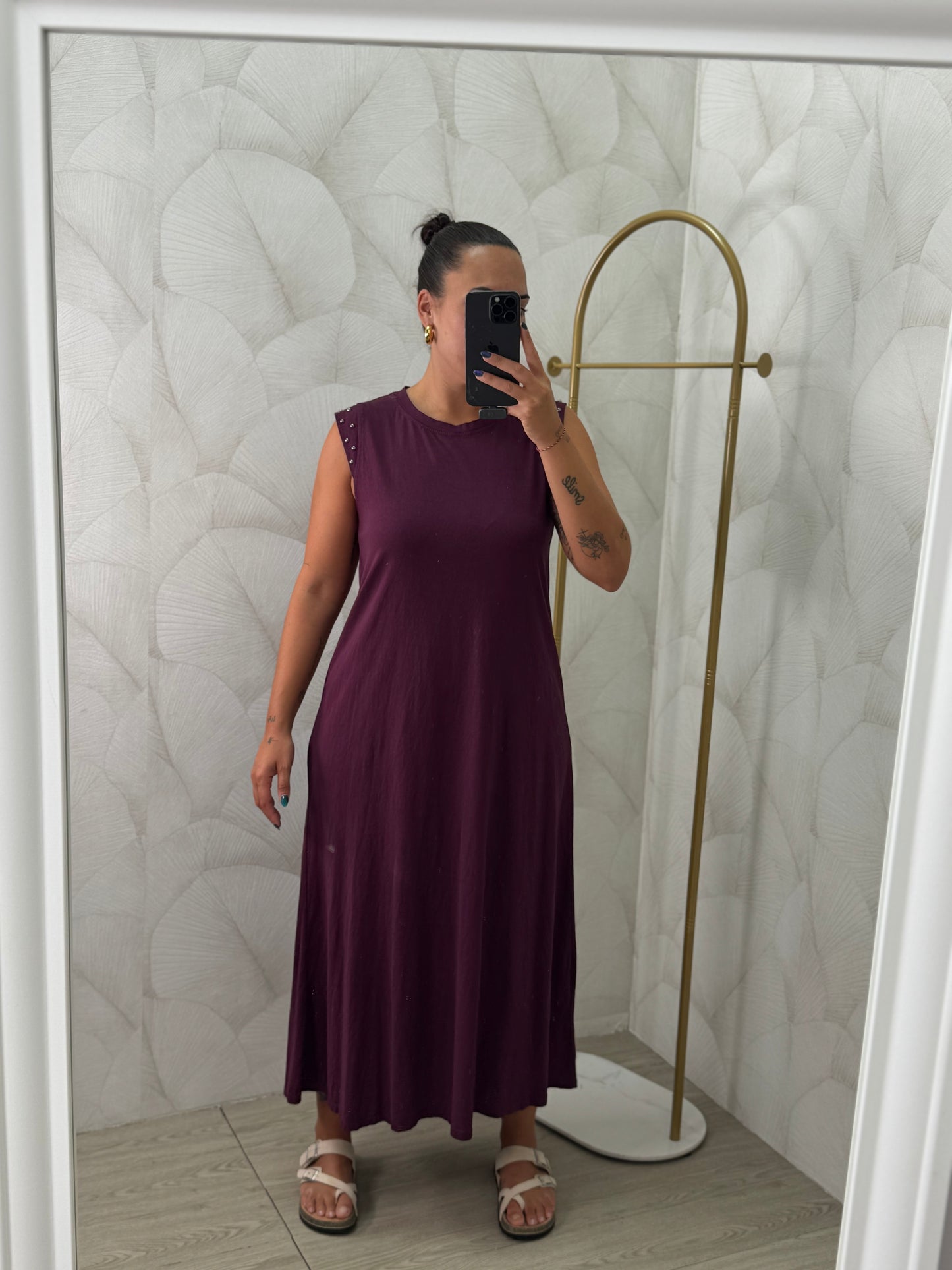 VESTIDO TACHUELA