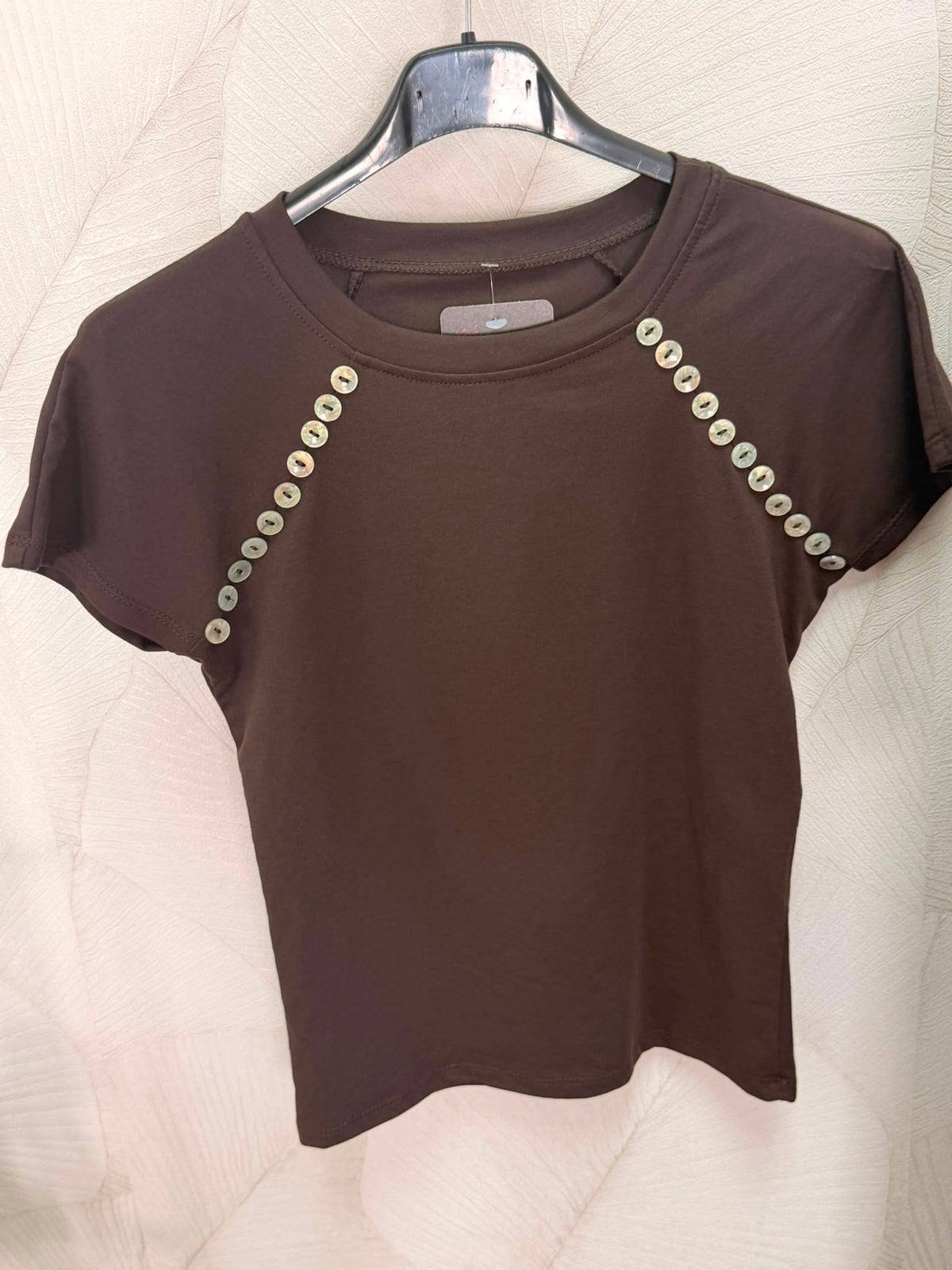 CAMISETA CORTA BOTONES