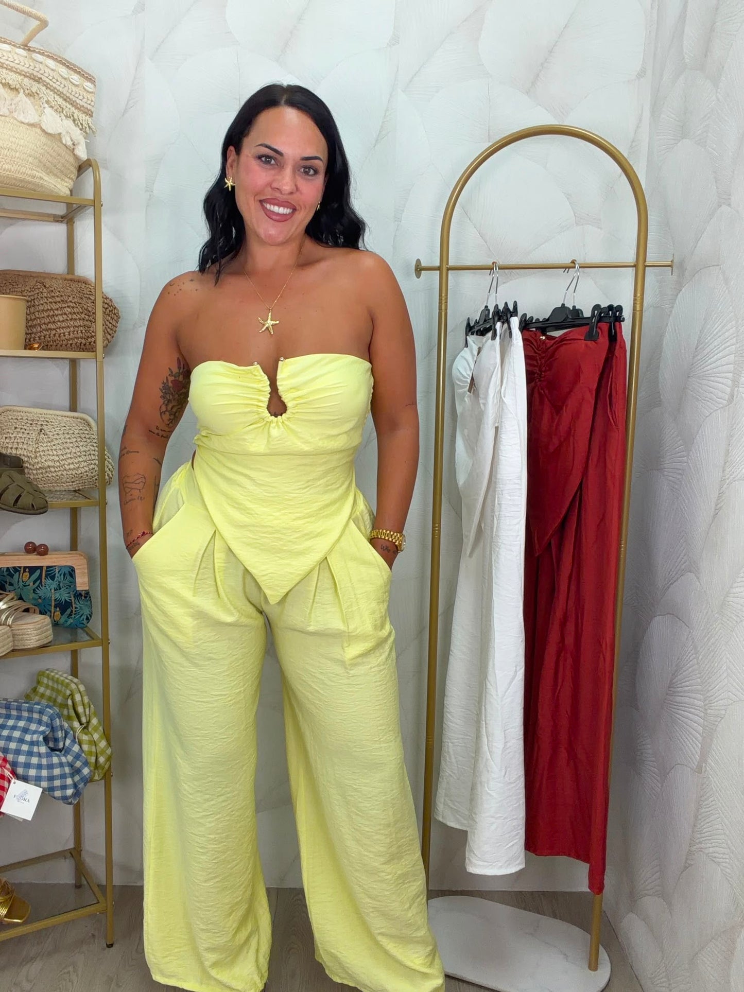 CONJUNTO TOP Y PANTALÓN