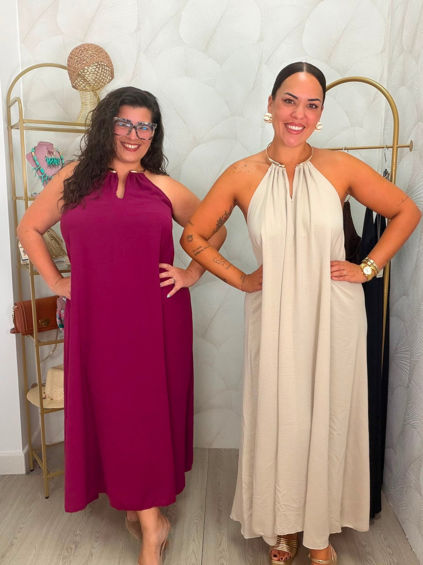 VESTIDO COLLAR DORADO