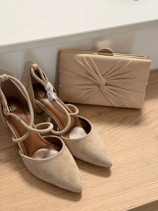ZAPATO TACÓN PICO BEIGE
