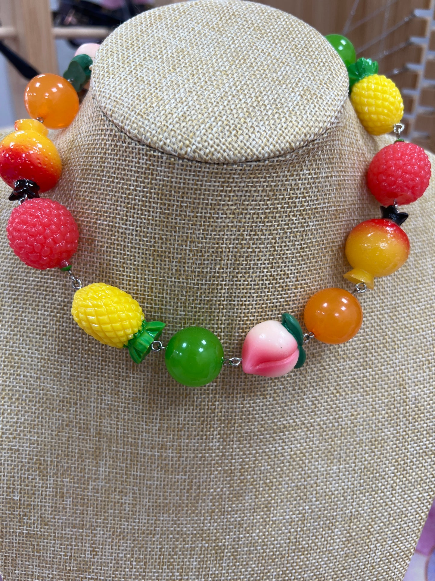 Collar frutas