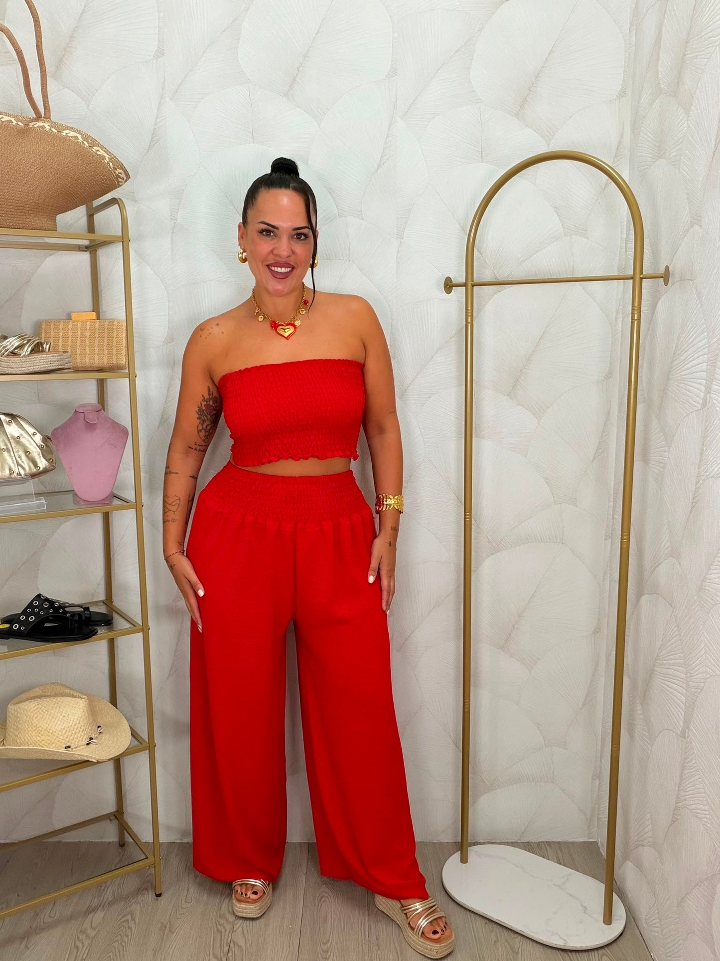 CONJUNTO TOP Y PANTALÓN