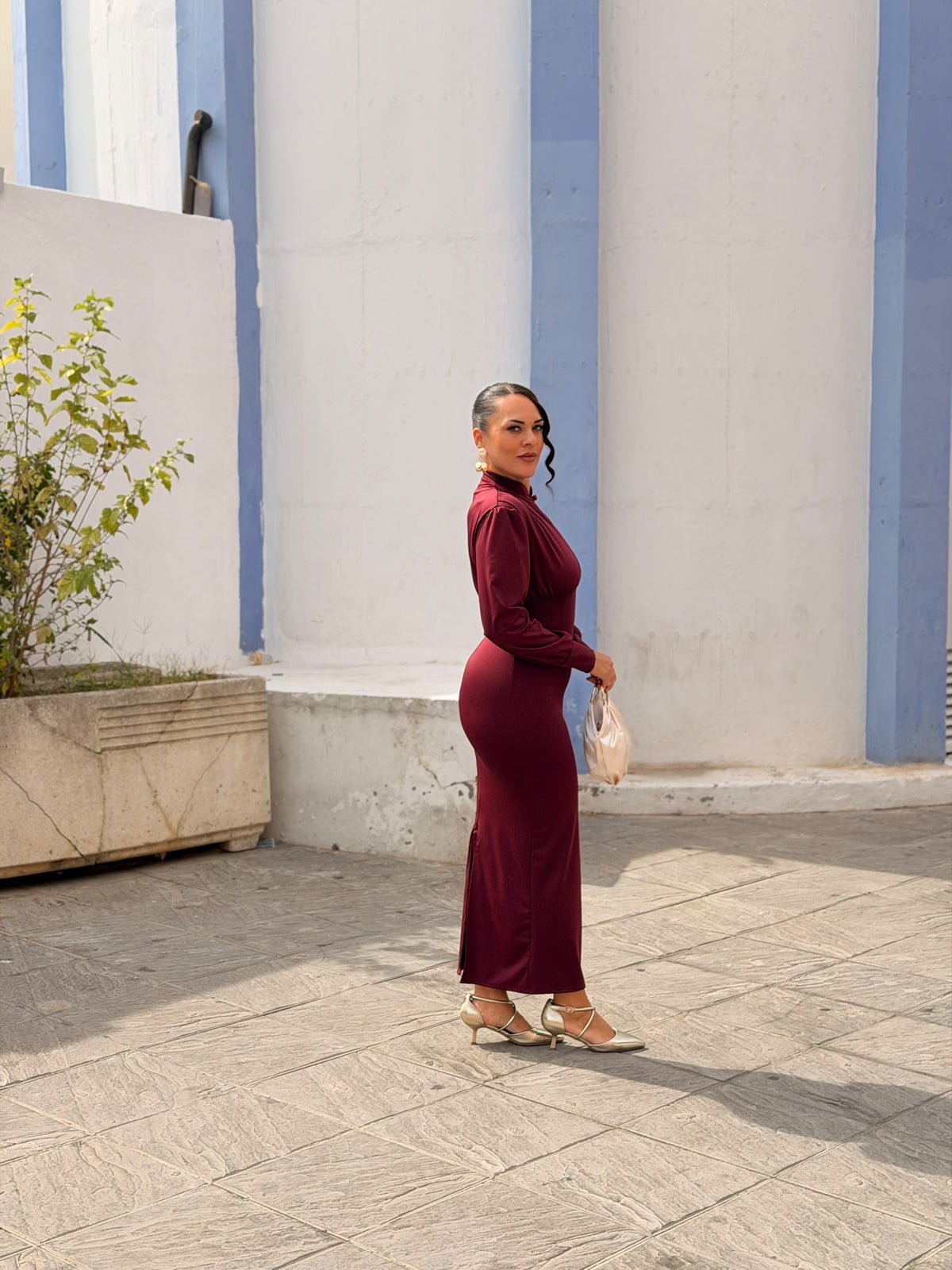 VESTIDO ENTALLADO CIERRE JAPONÉS