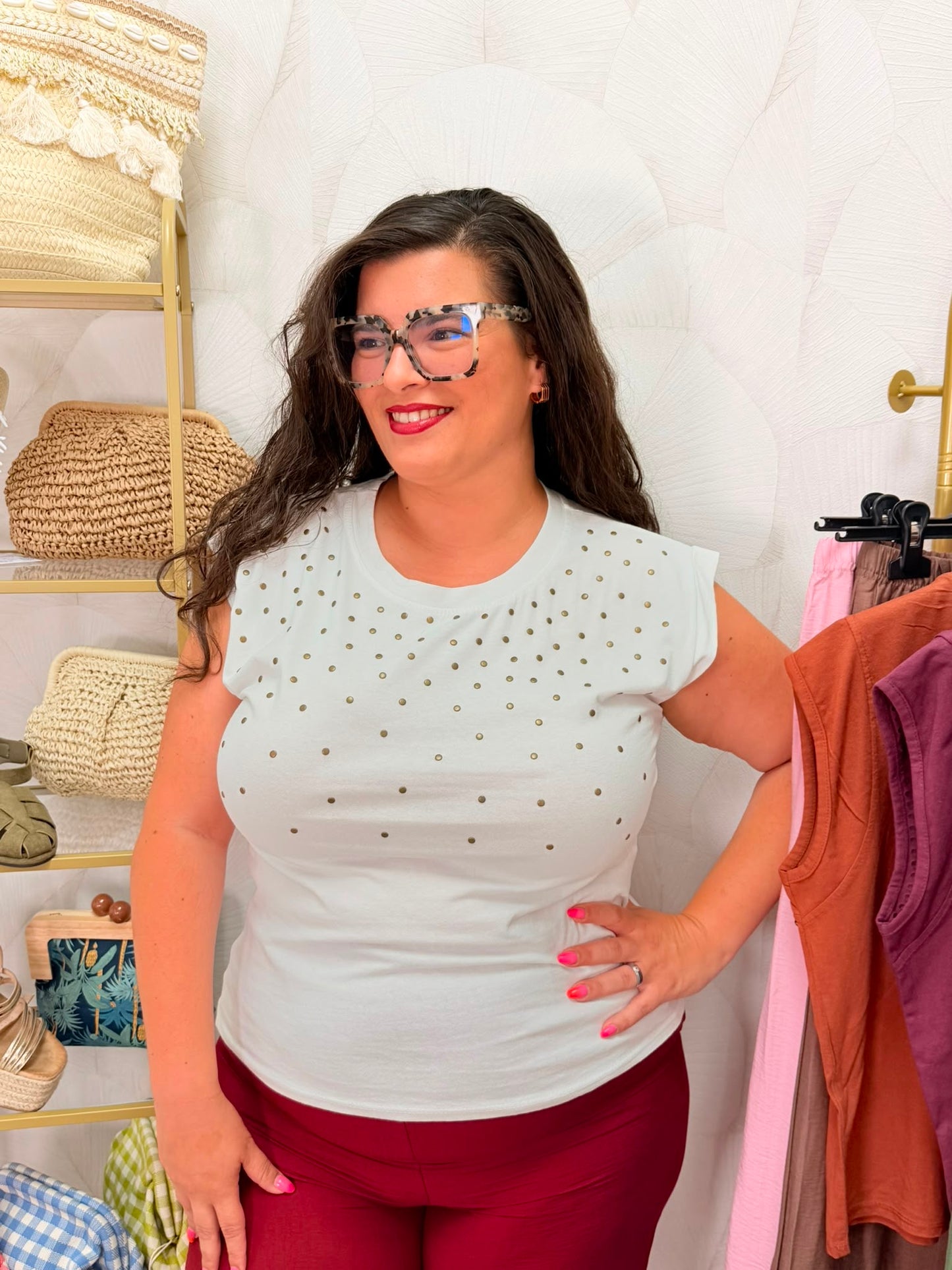 CAMISETA TACHUELAS