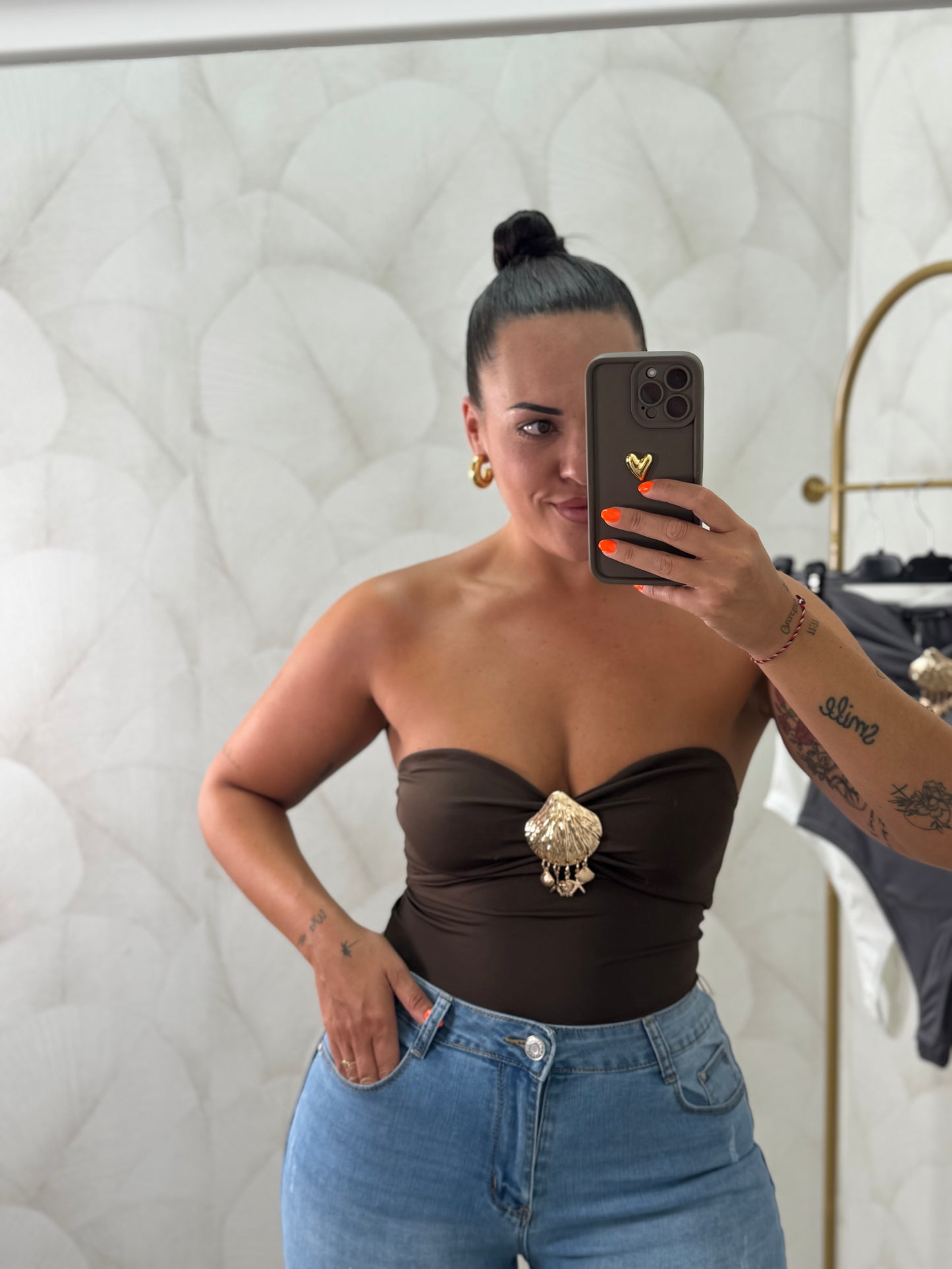 BODY CONCHENA