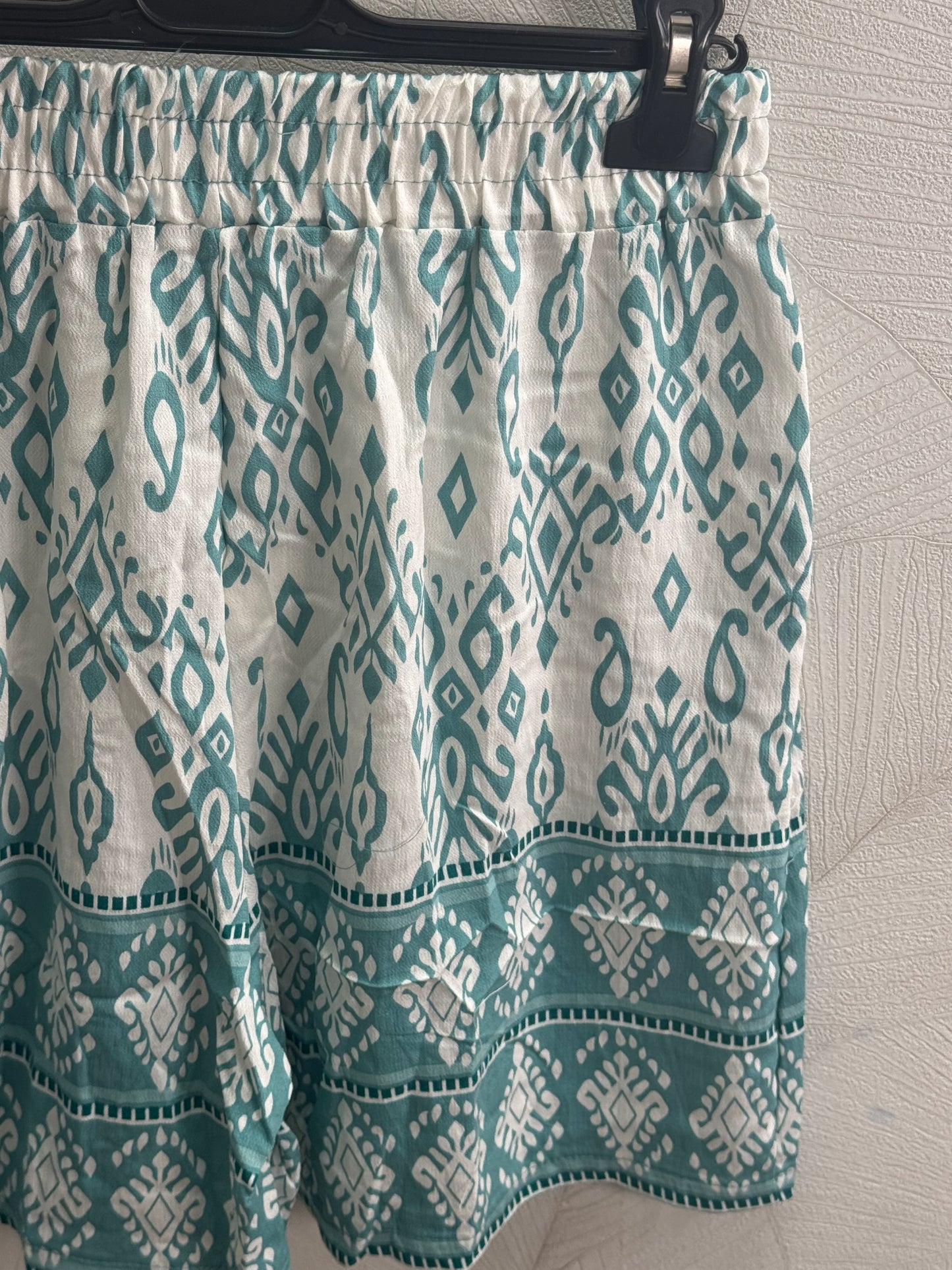 PANTALÓN CORTO ESTAMPADO