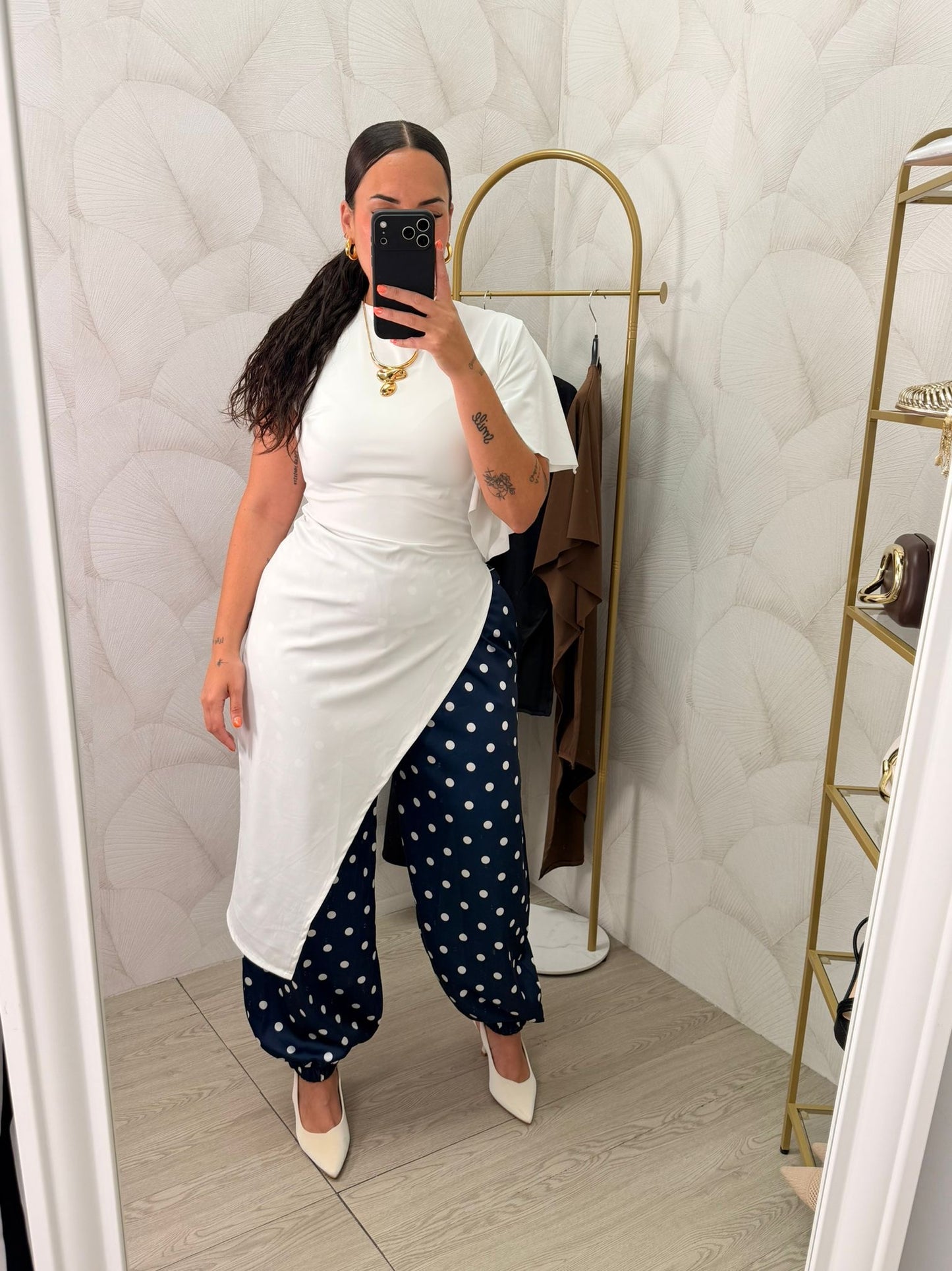 CAMISETA ASIMÉTRICA