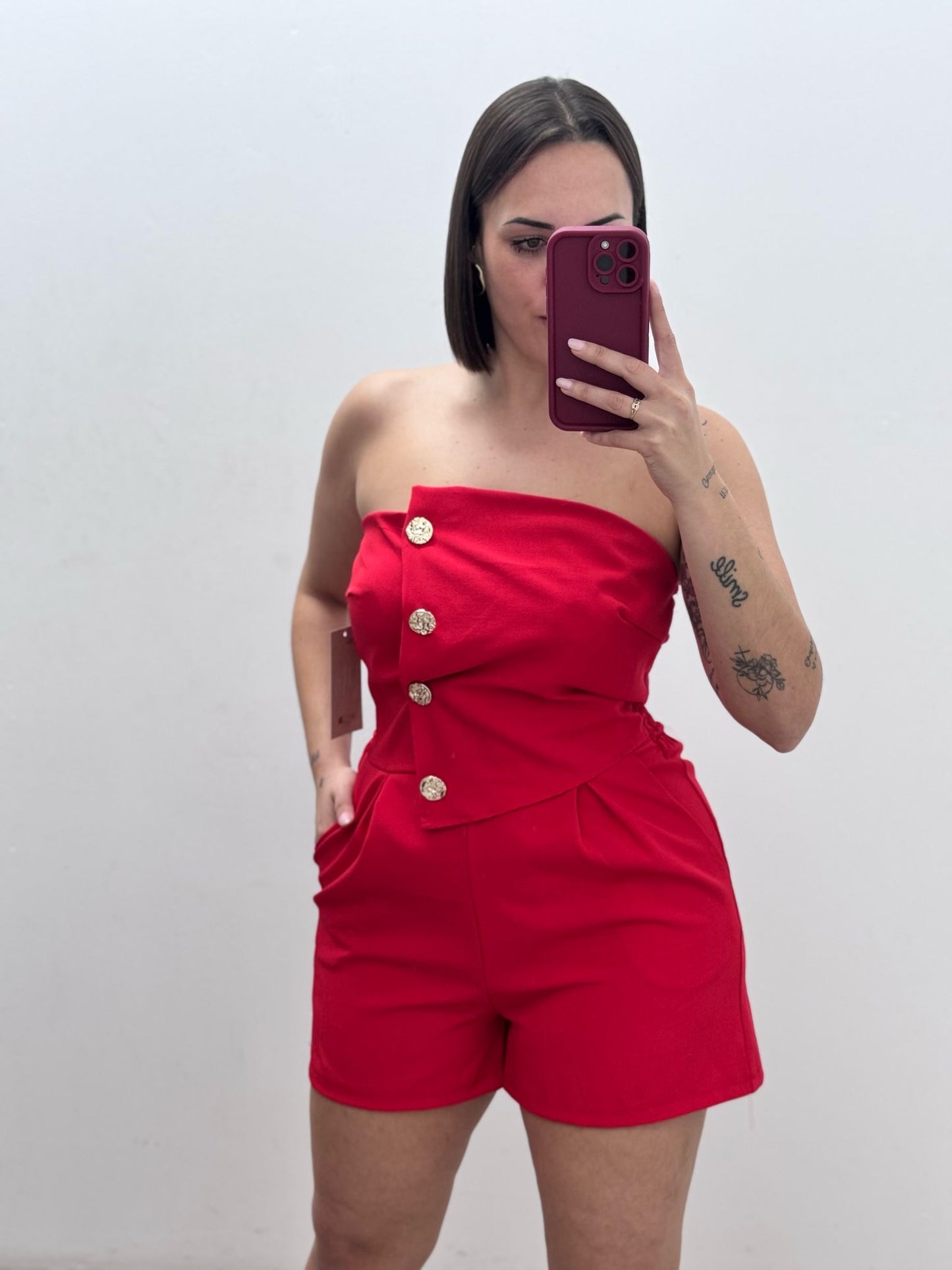 Mono Corto Rojo
