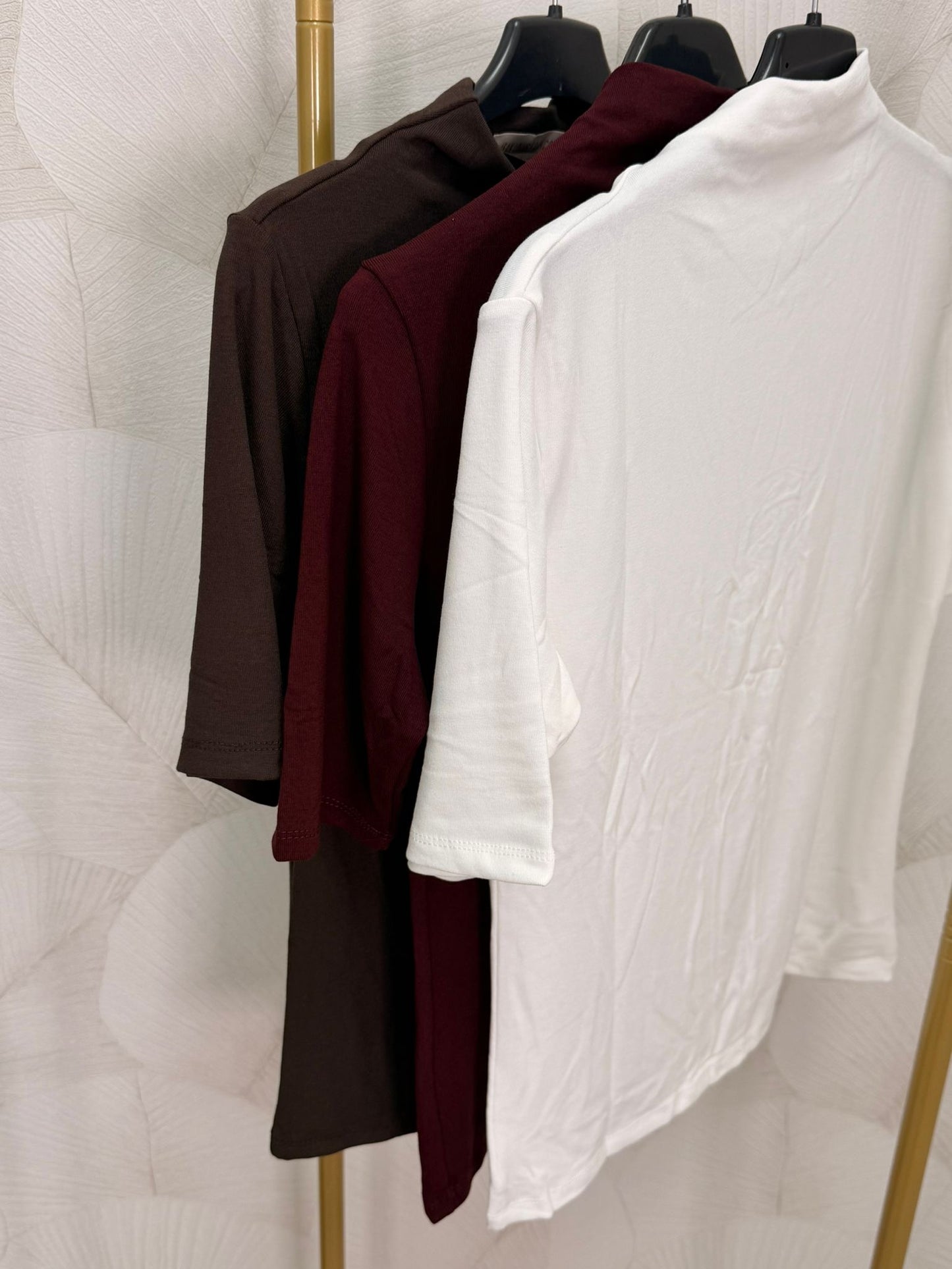 CAMISETA CUELLO MANGA CORTA