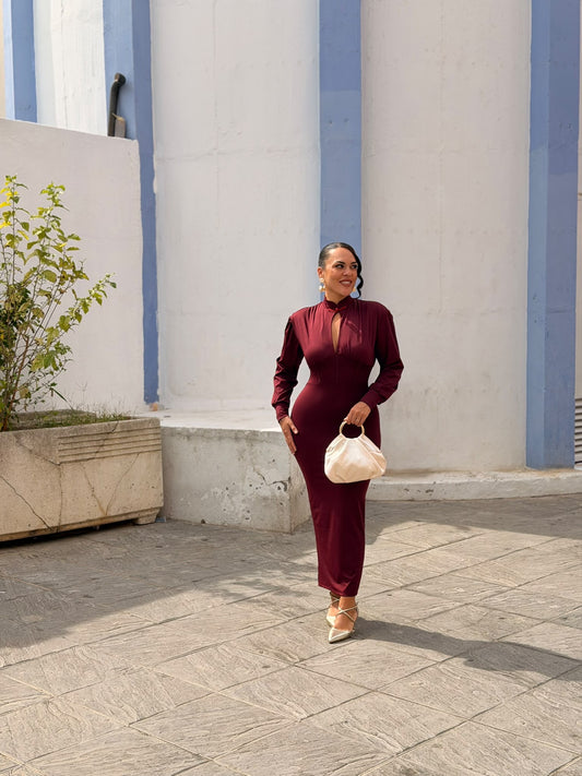 VESTIDO ENTALLADO CIERRE JAPONÉS
