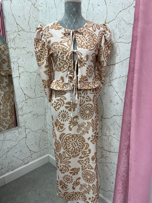 Conjunto Top y Falda