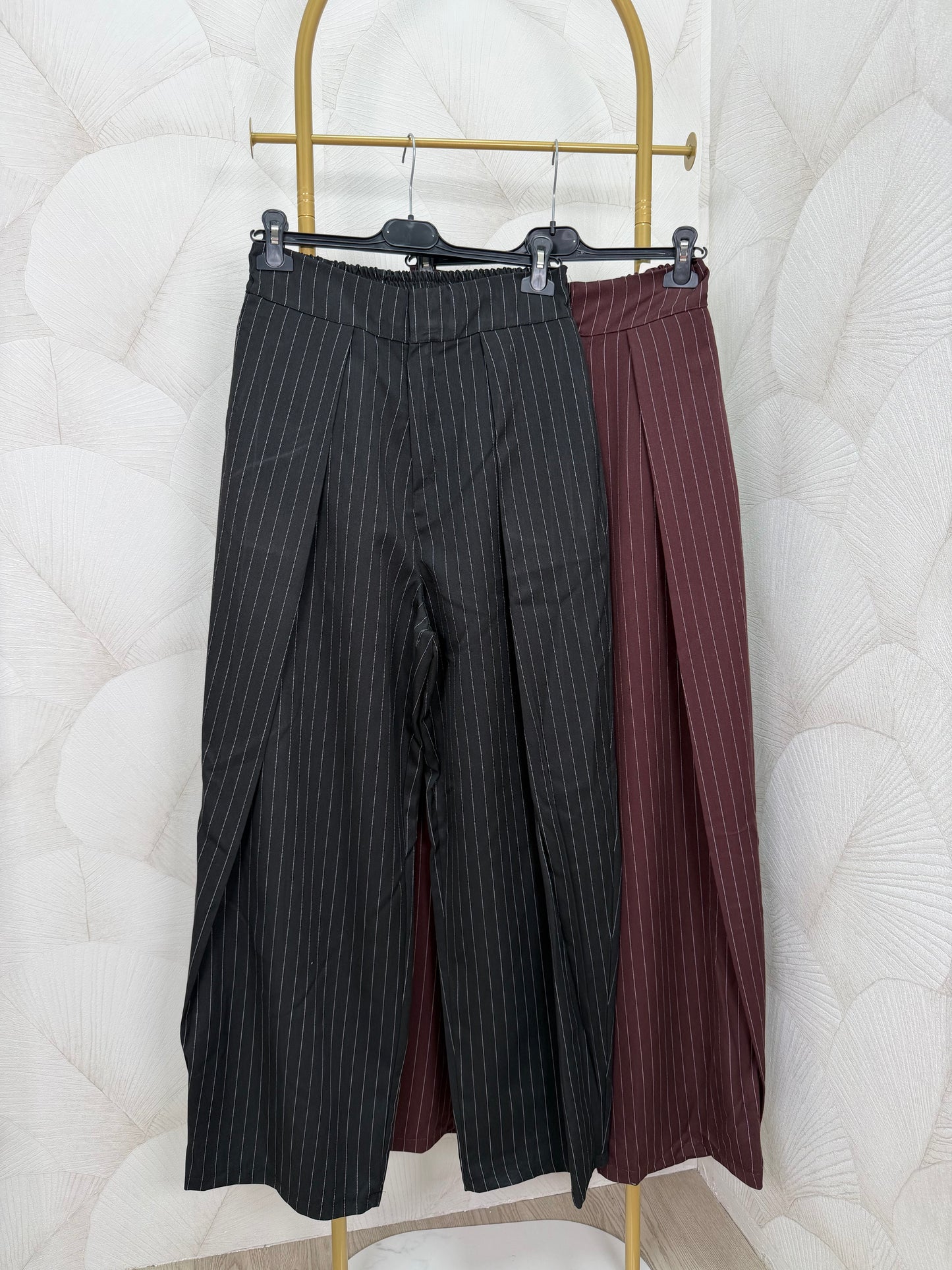 PANTALÓN PINZAS RAYAS