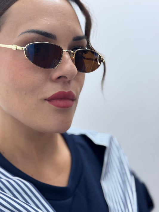 Gafas doradas y marrón