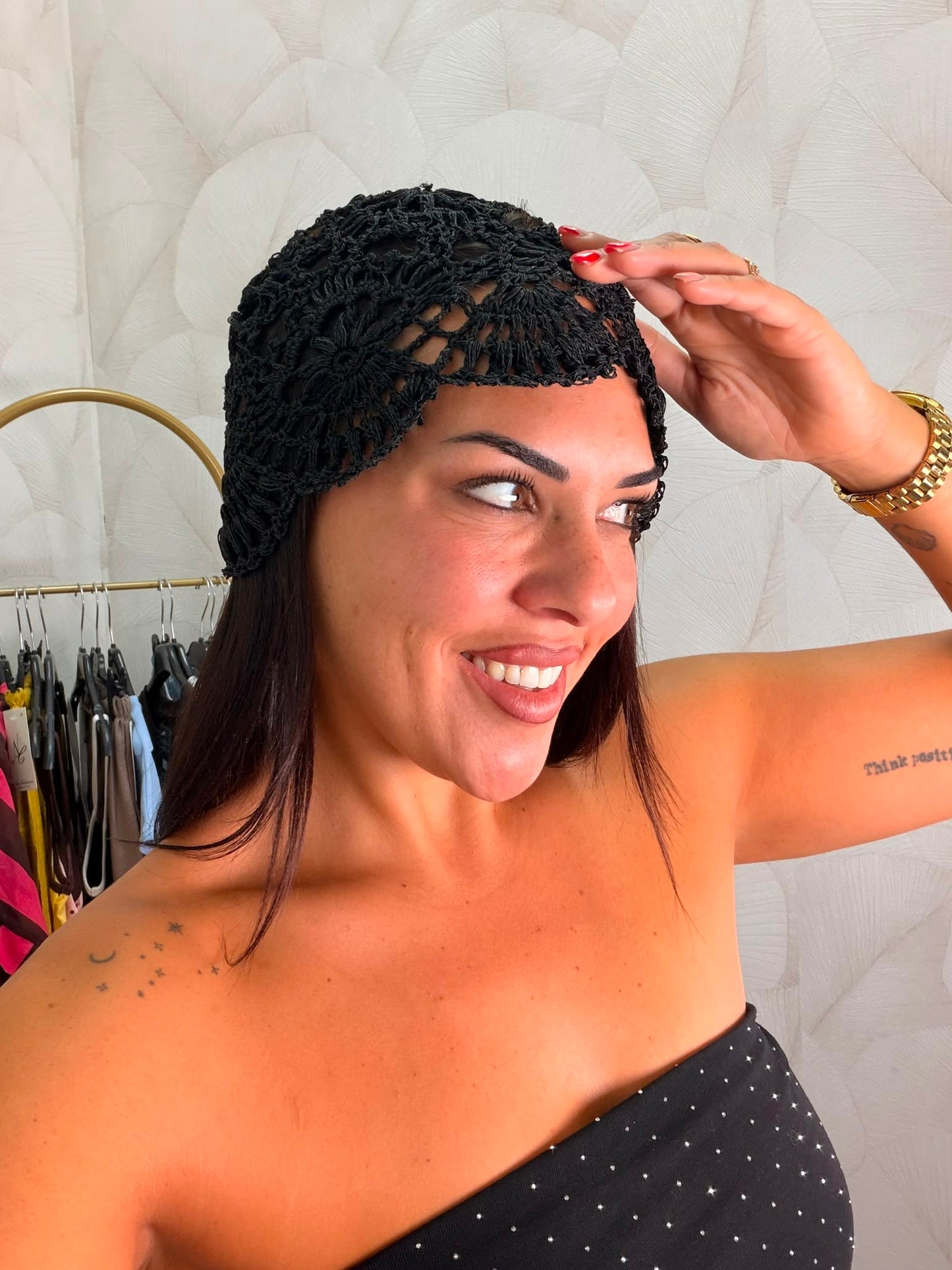 GORRO NEGRO
