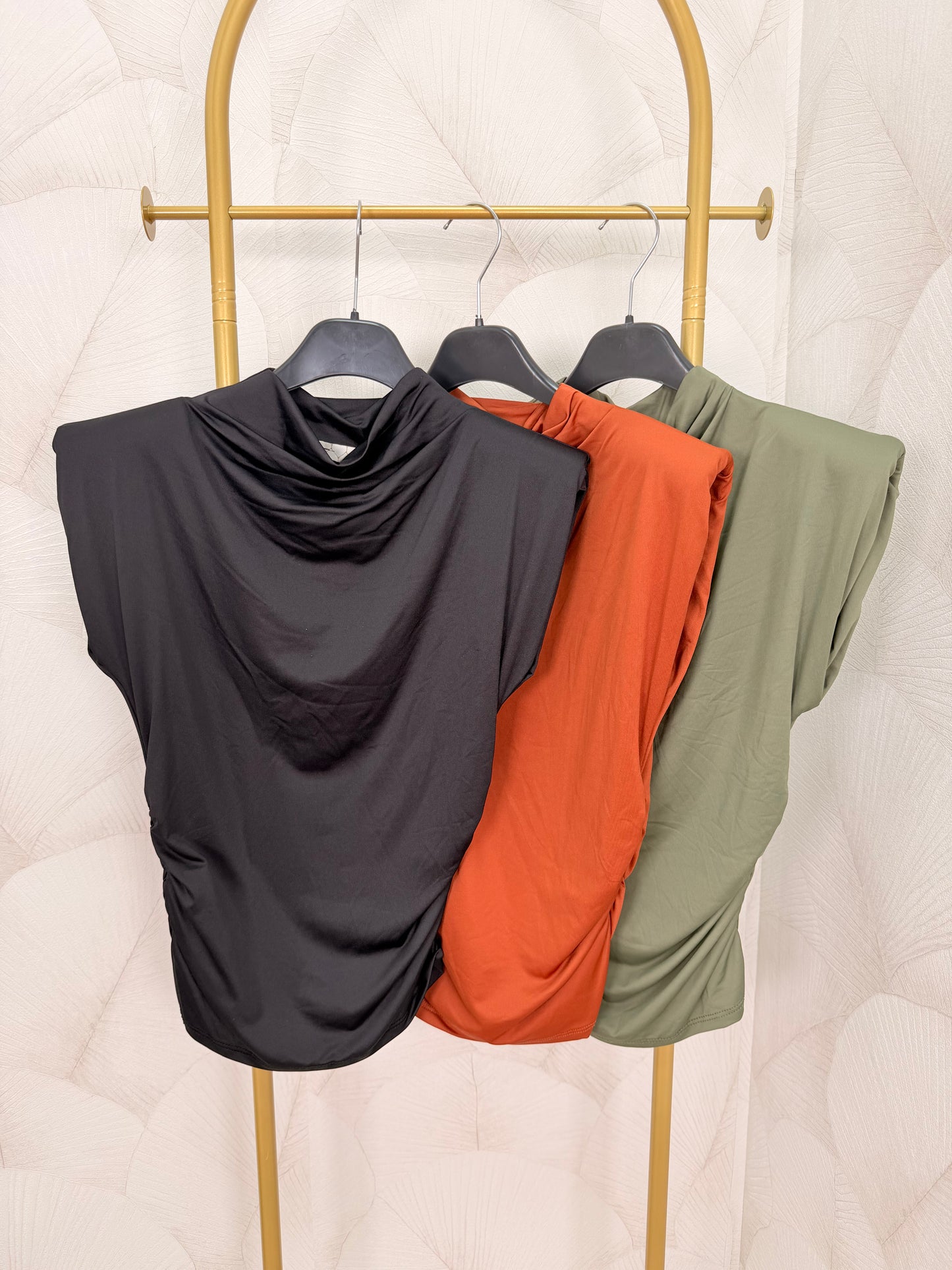 CAMISETA HOMBRERA LICRA