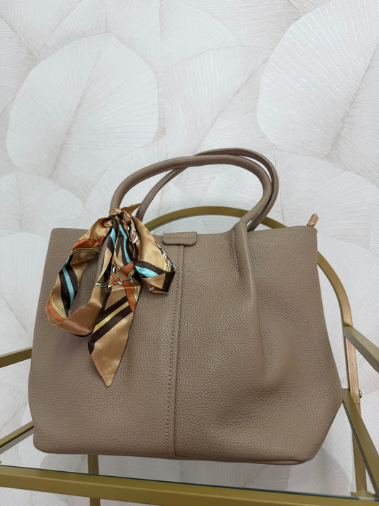 BOLSO BEIGE PAÑUELO