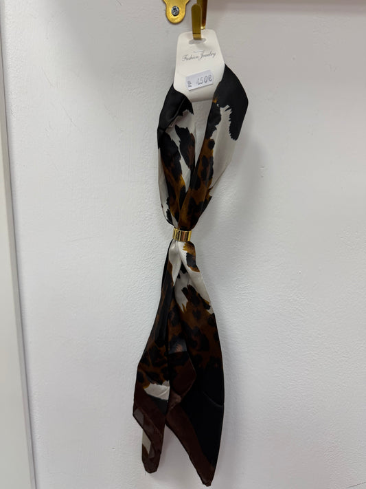 PAÑUELO LEOPARDO