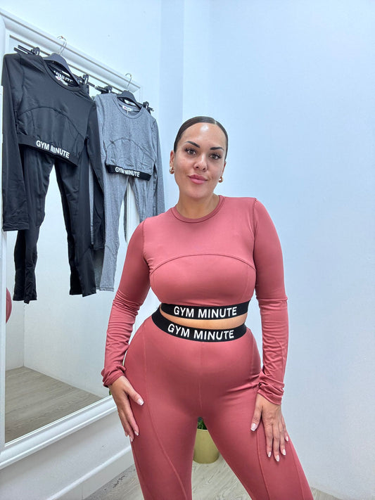 Conjunto deportivo gym