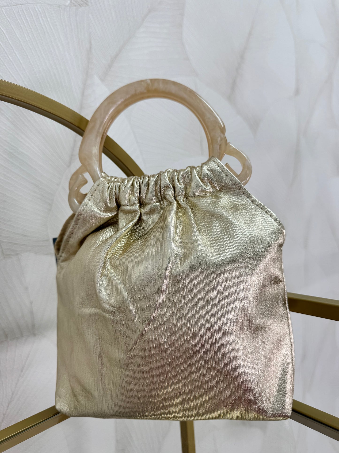 BOLSO SACO DORADO ASA CAREY