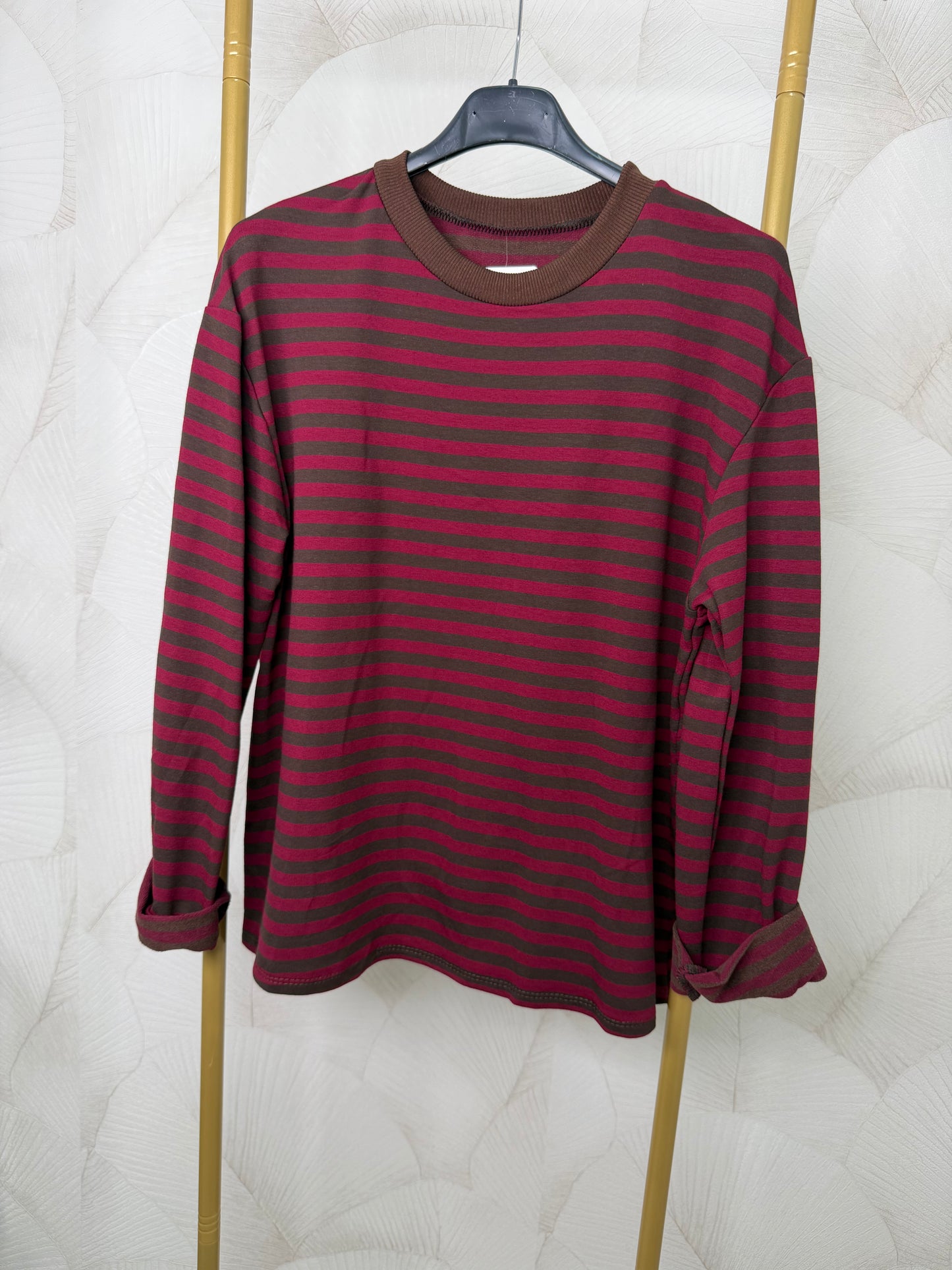 CAMISETA RAYAS MARRÓN Y BURDEOS